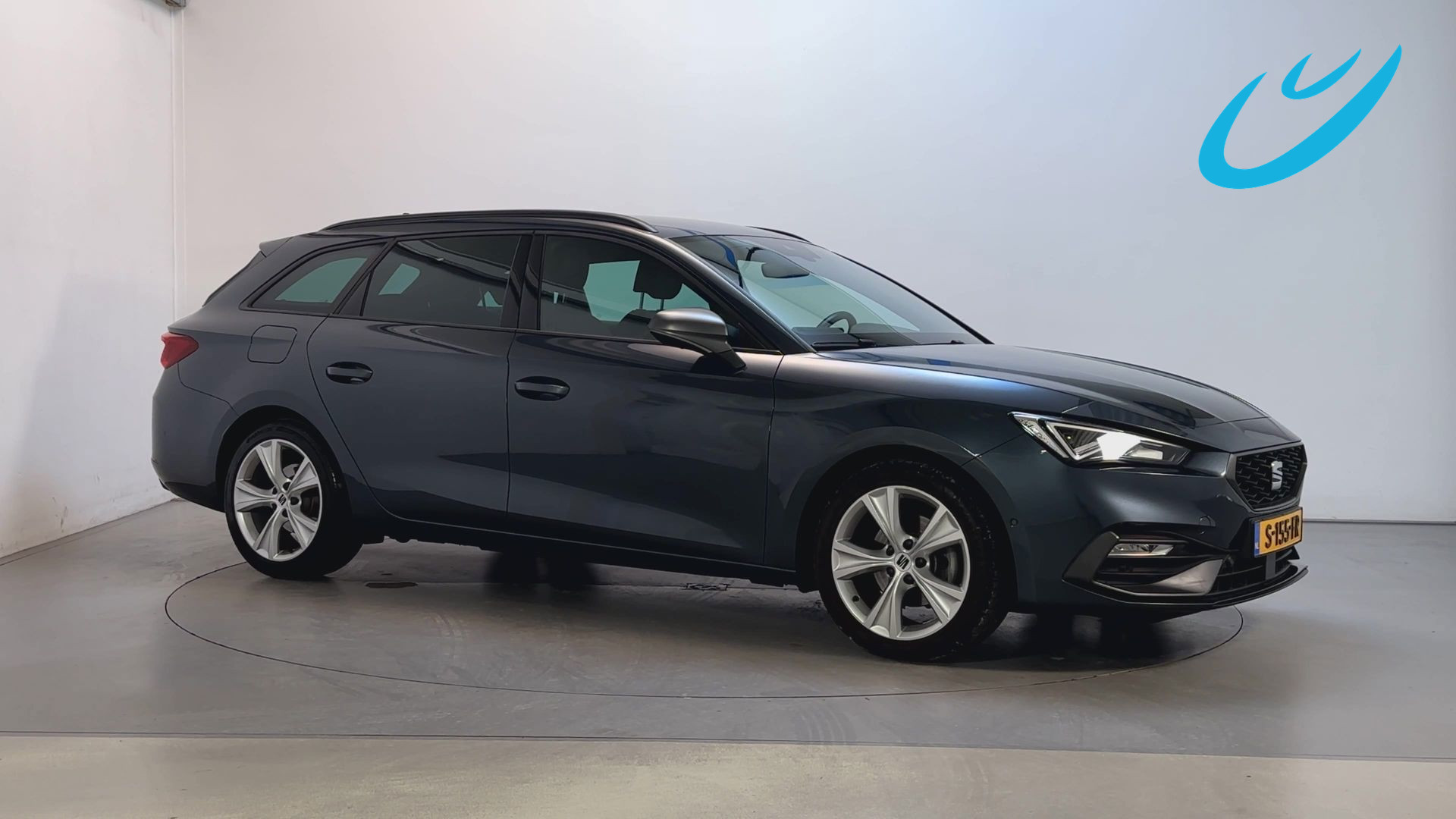 Seat Seat Leon SP 1.0 TSI FR Business Intense LED Camera App-Connect Virtual Cockpit 2023 - voorkant