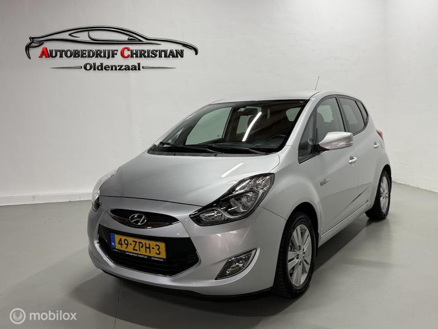 Hyundai Ix20 1.4i i-Vision | TREKHAAK | PARKSENS ACHTER 2013 - voorkant
