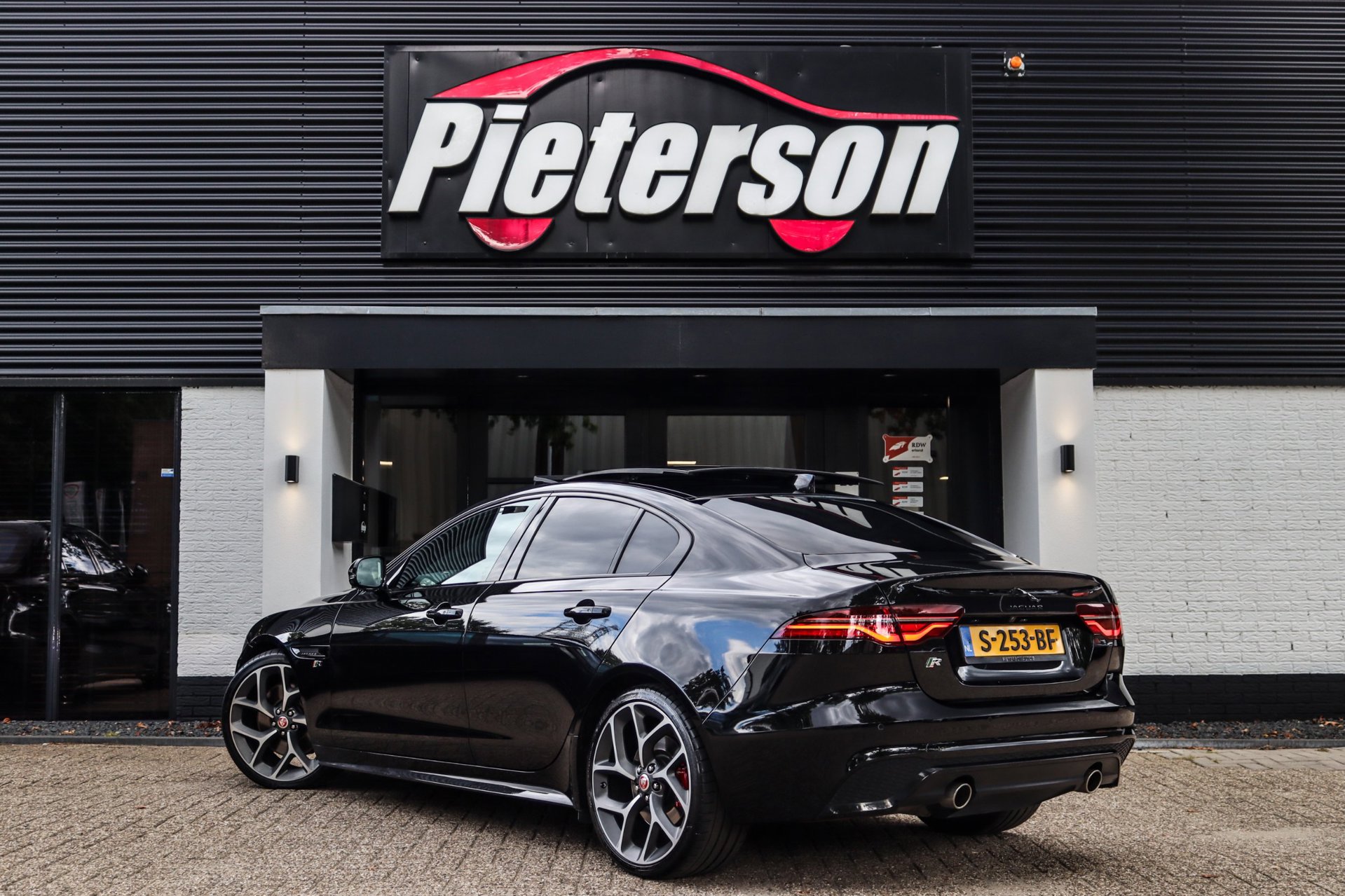 Foto van Jaguar Jaguar Xe