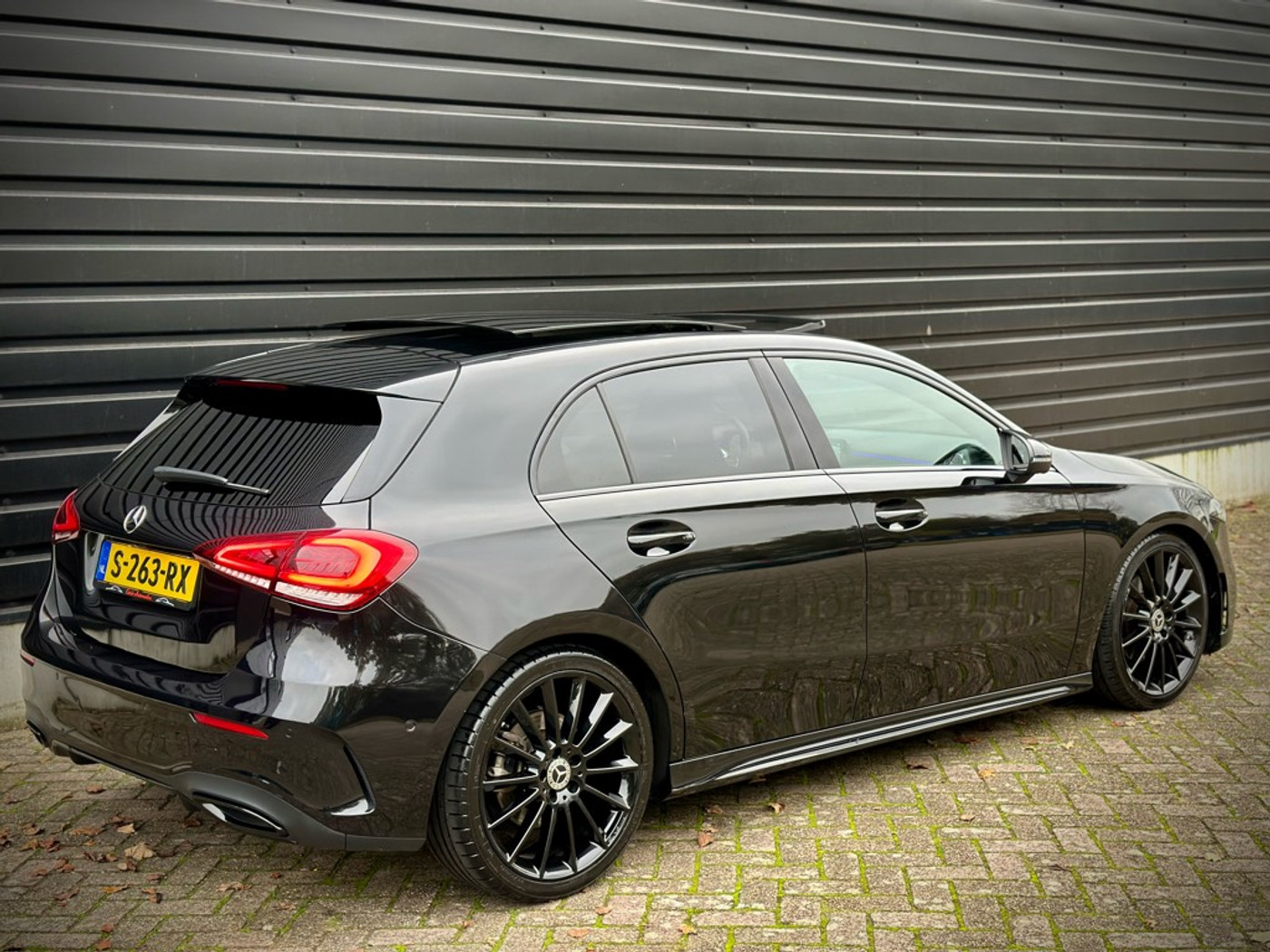 Foto van Mercedes-Benz A 200