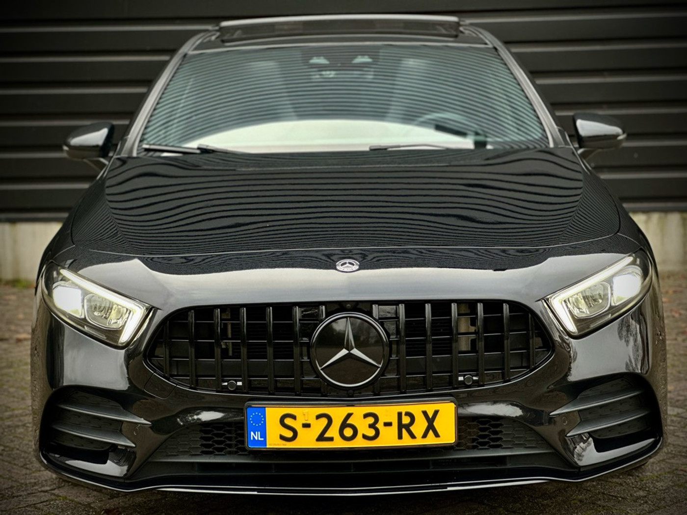 Foto van Mercedes-Benz A 200