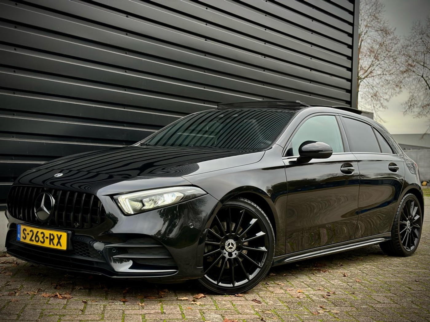 Foto van Mercedes-Benz A 200