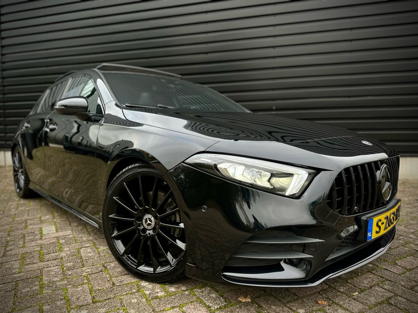 Foto van Mercedes-Benz A 200