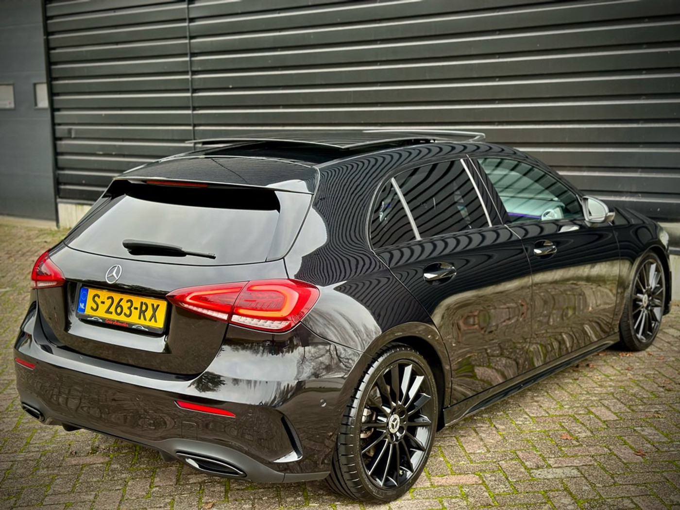 Foto van Mercedes-Benz A 200