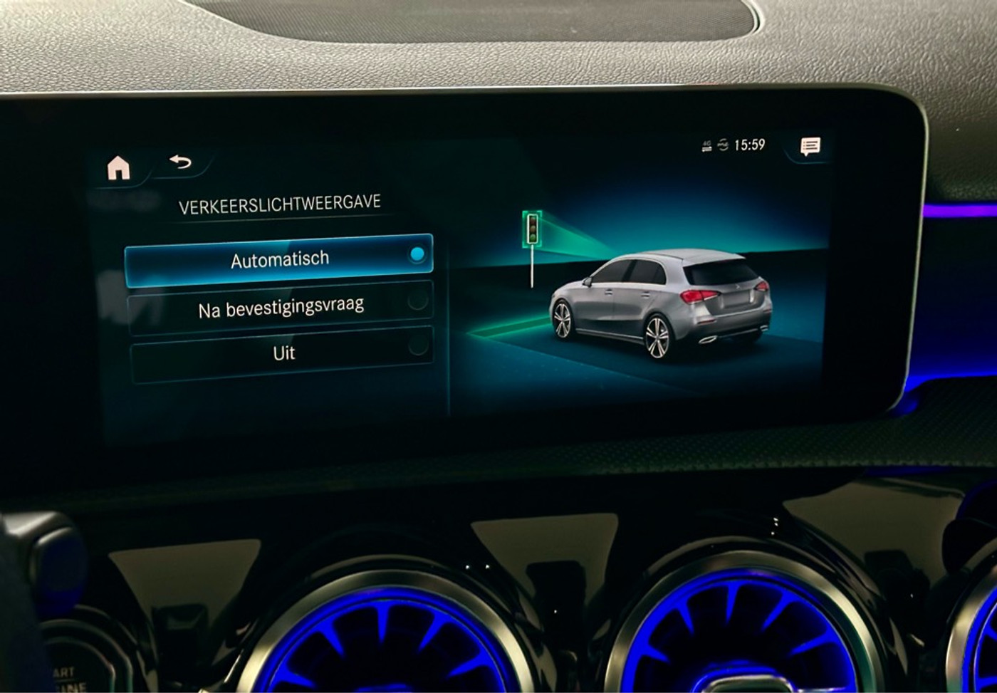 Foto van Mercedes-Benz A 200