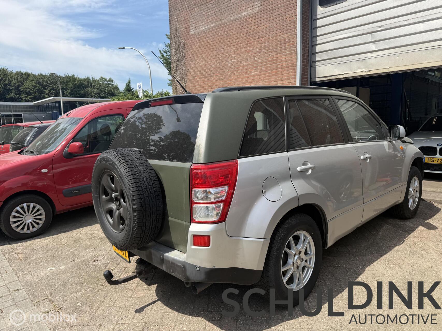 Foto van Suzuki Grand Vitara V6