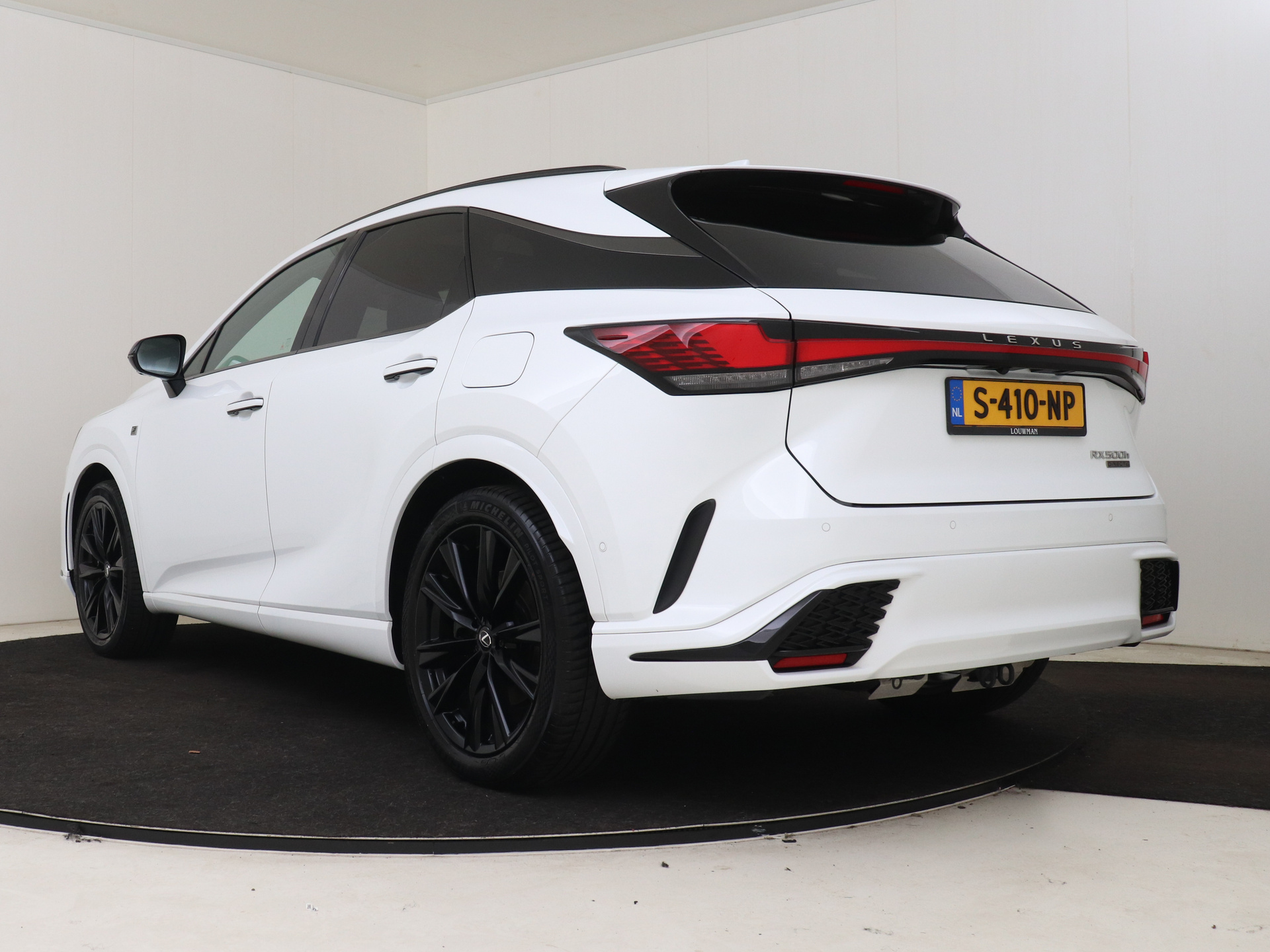 Foto van Lexus Lexus Rx500h