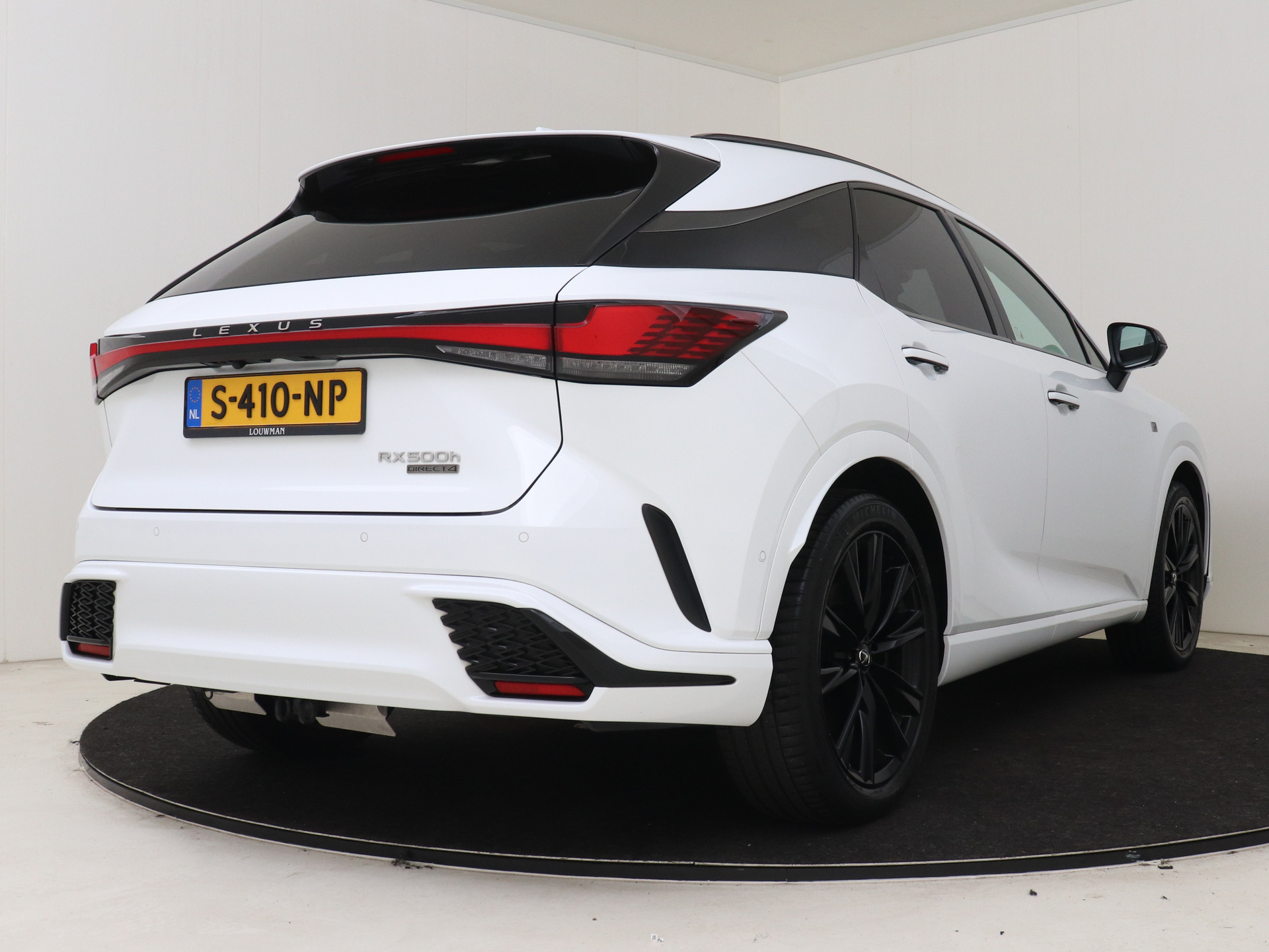 Foto van Lexus Lexus Rx500h