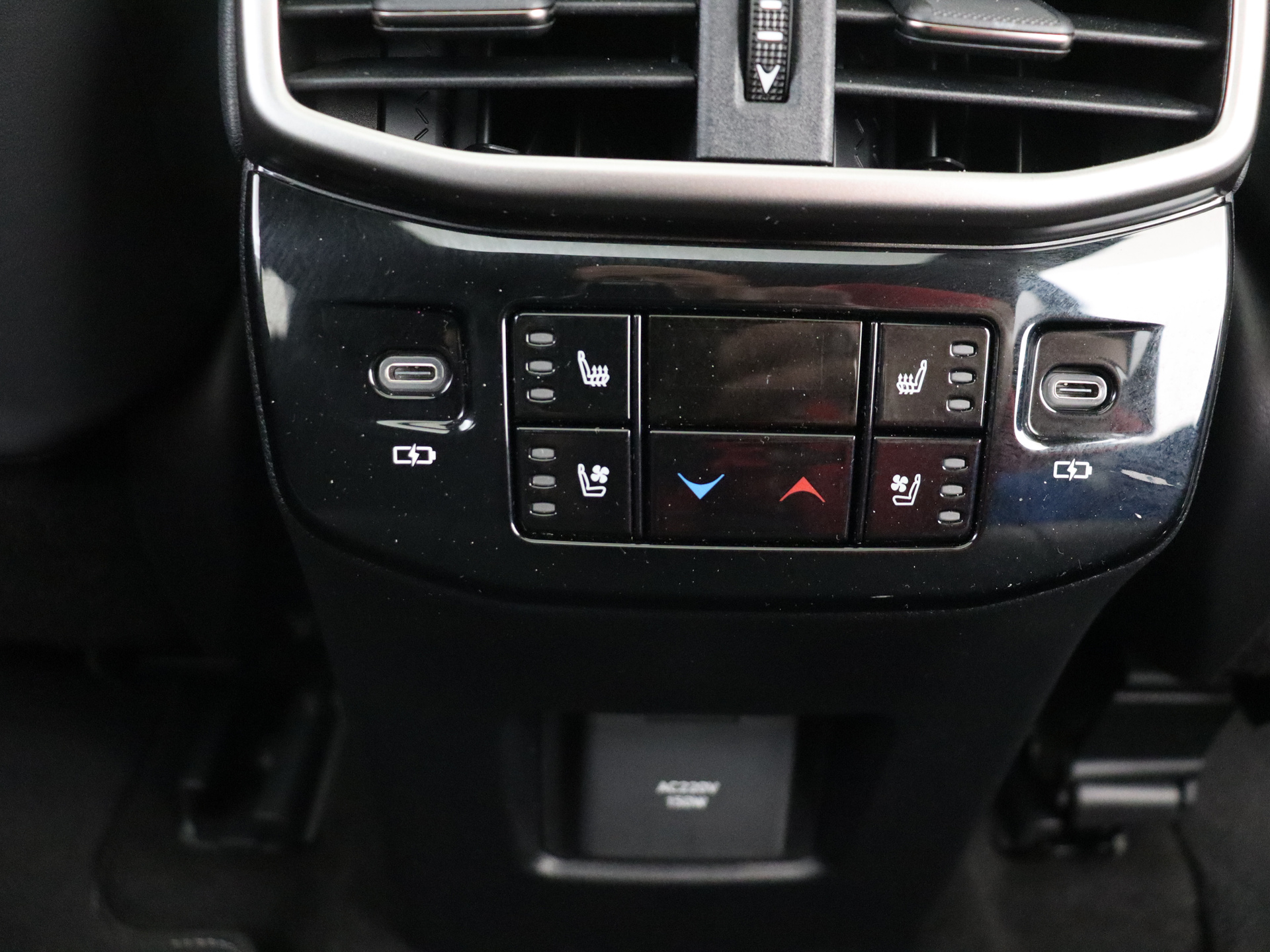 Foto van Lexus Lexus Rx500h