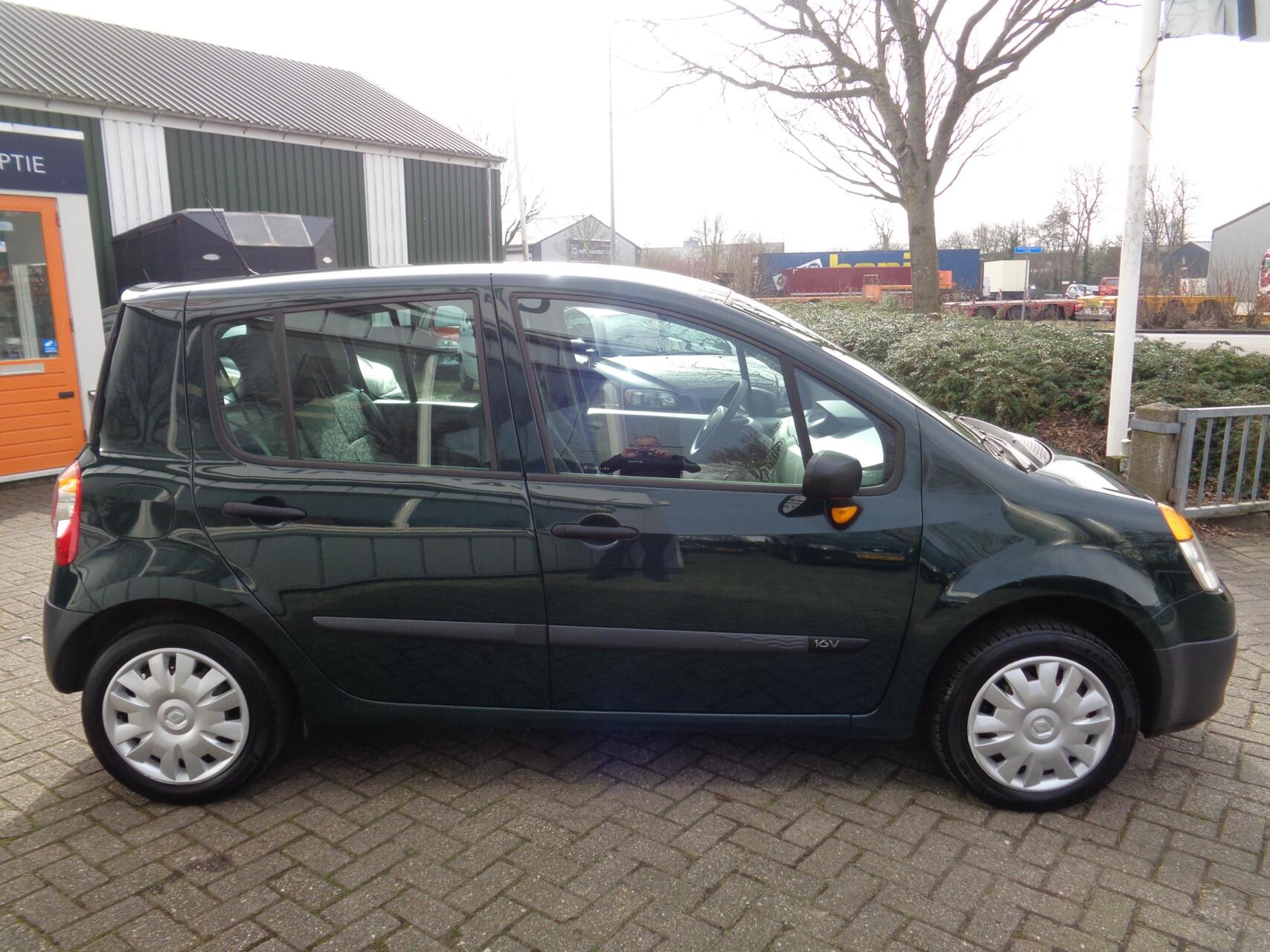 Foto van Renault Modus