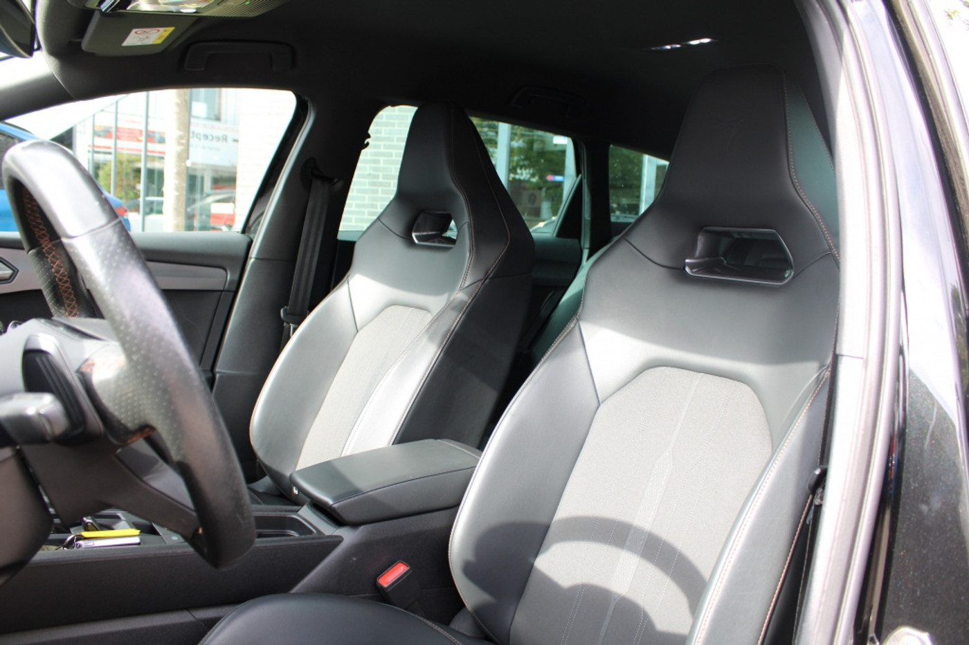 Foto van Seat Cupra Leon Sportstourer