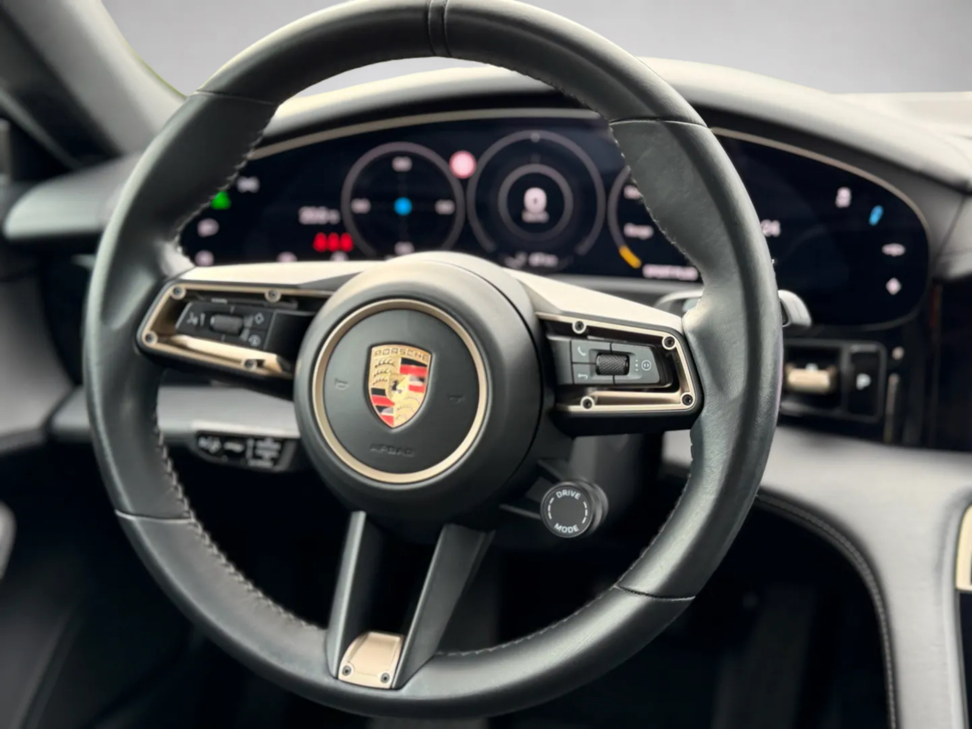 Foto van Porsche Taycan