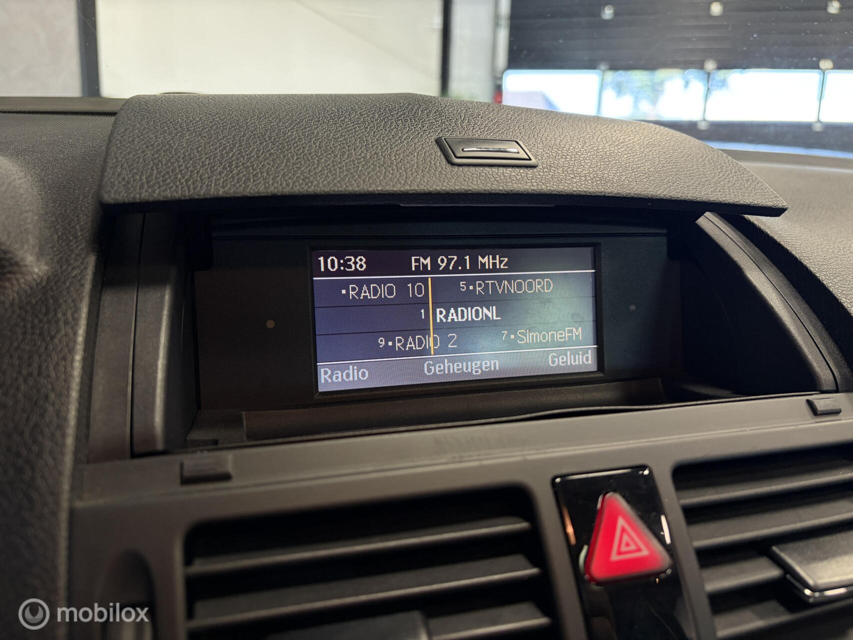 Foto van Mercedes-Benz C 180 Kompressor