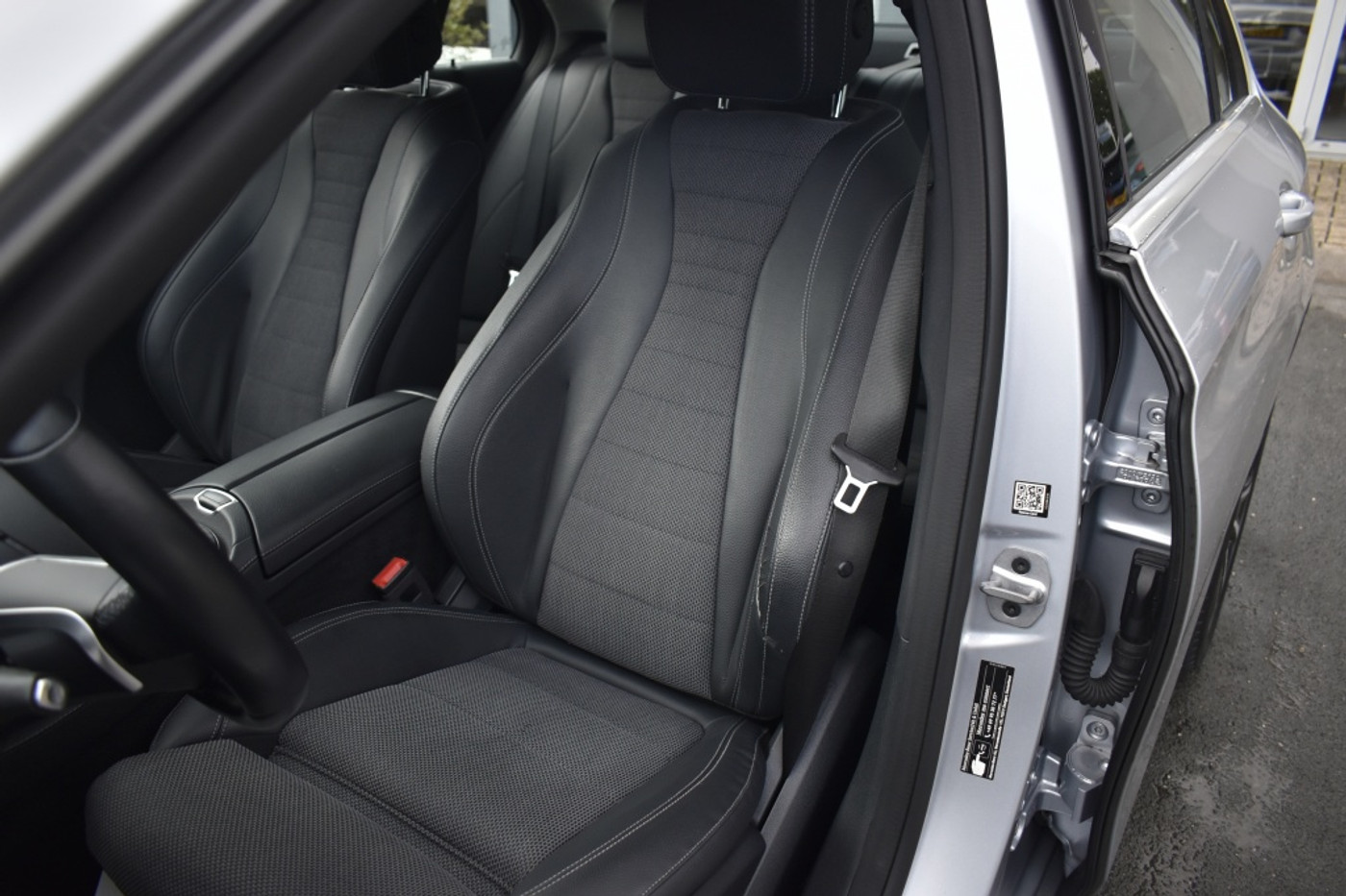 Foto van Mercedes-Benz E 300 De 4Matic
