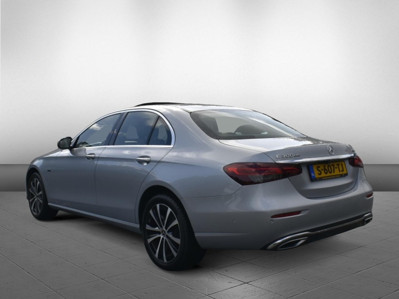 Foto van Mercedes-Benz E 300 De 4Matic