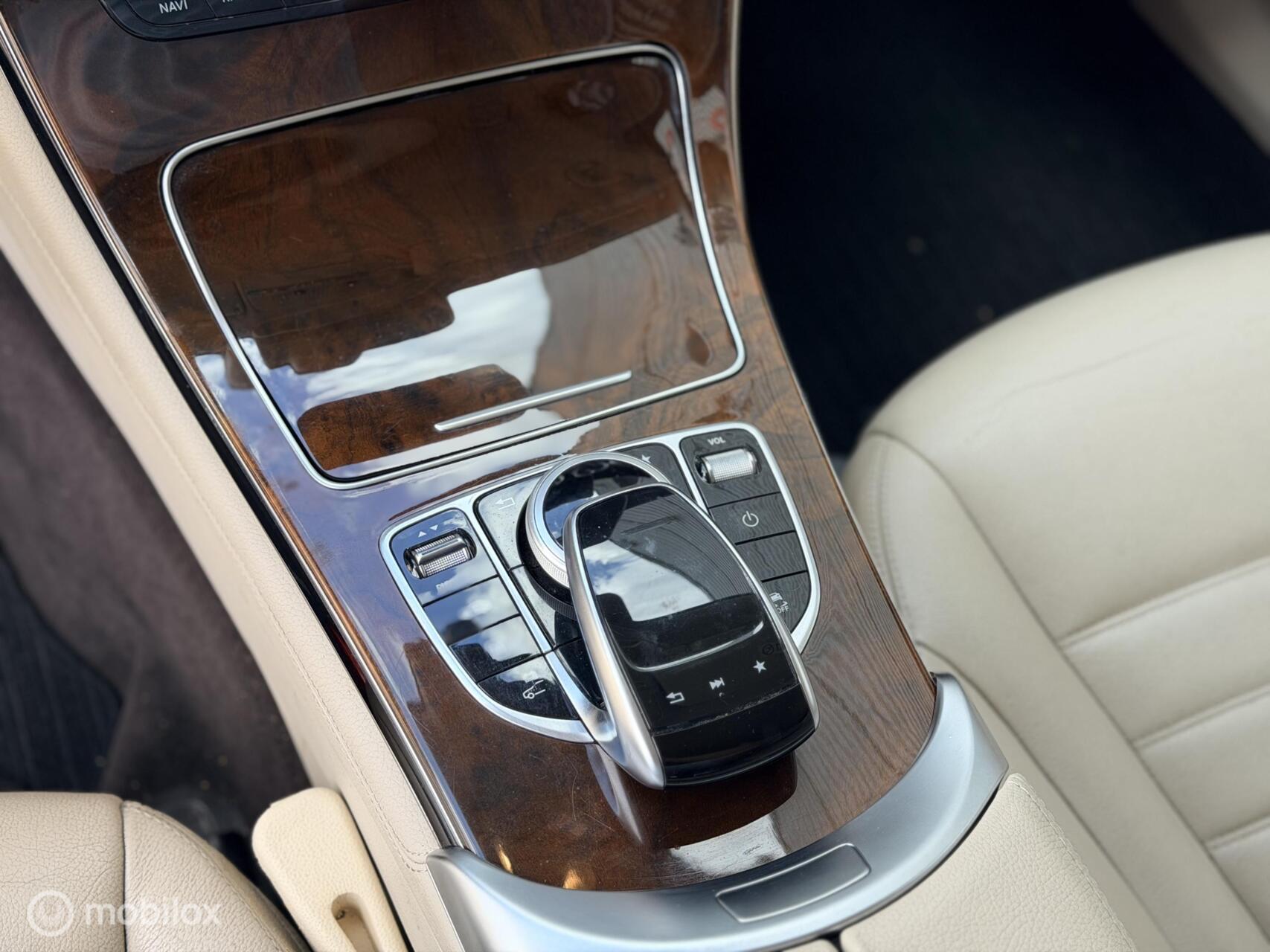 Foto van Mercedes-Benz GLC 350 E 4Matic