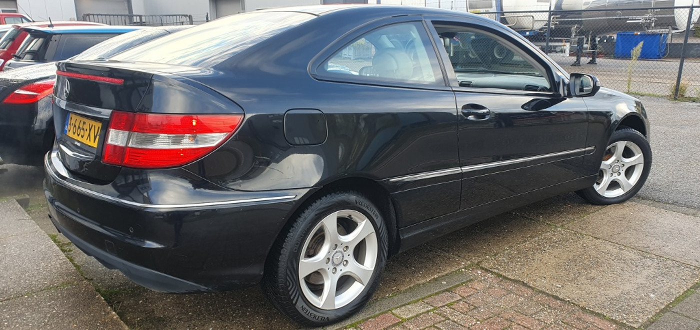 Foto van Mercedes-Benz CLC 200 Kompressor