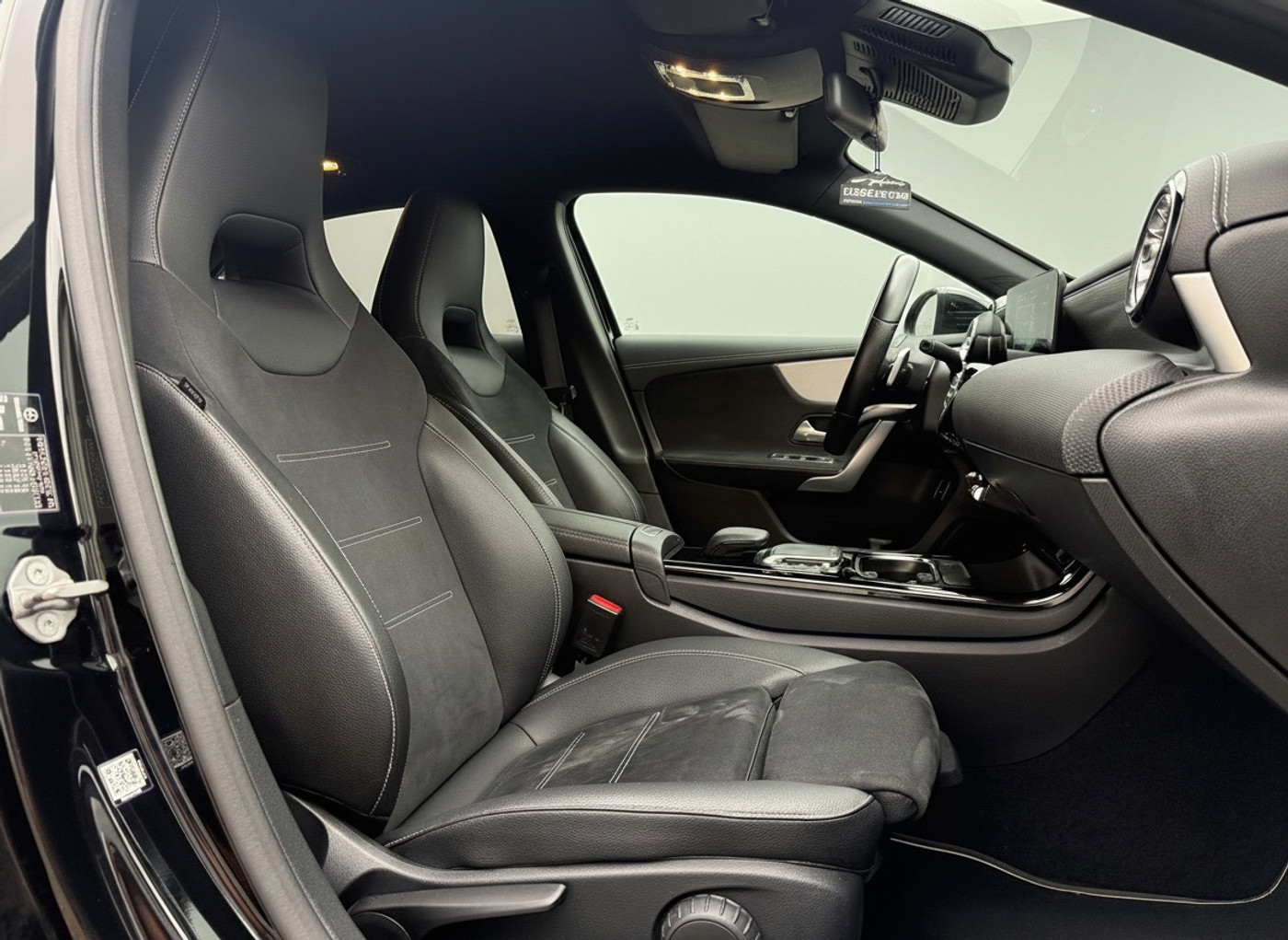 Foto van Mercedes-Benz A 250 E