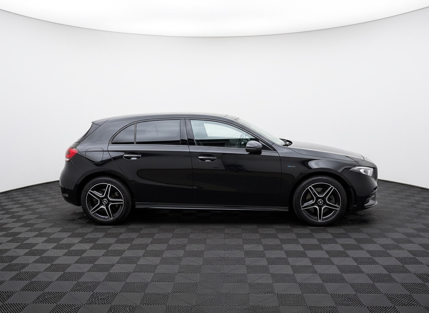 Foto van Mercedes-Benz A 250 E