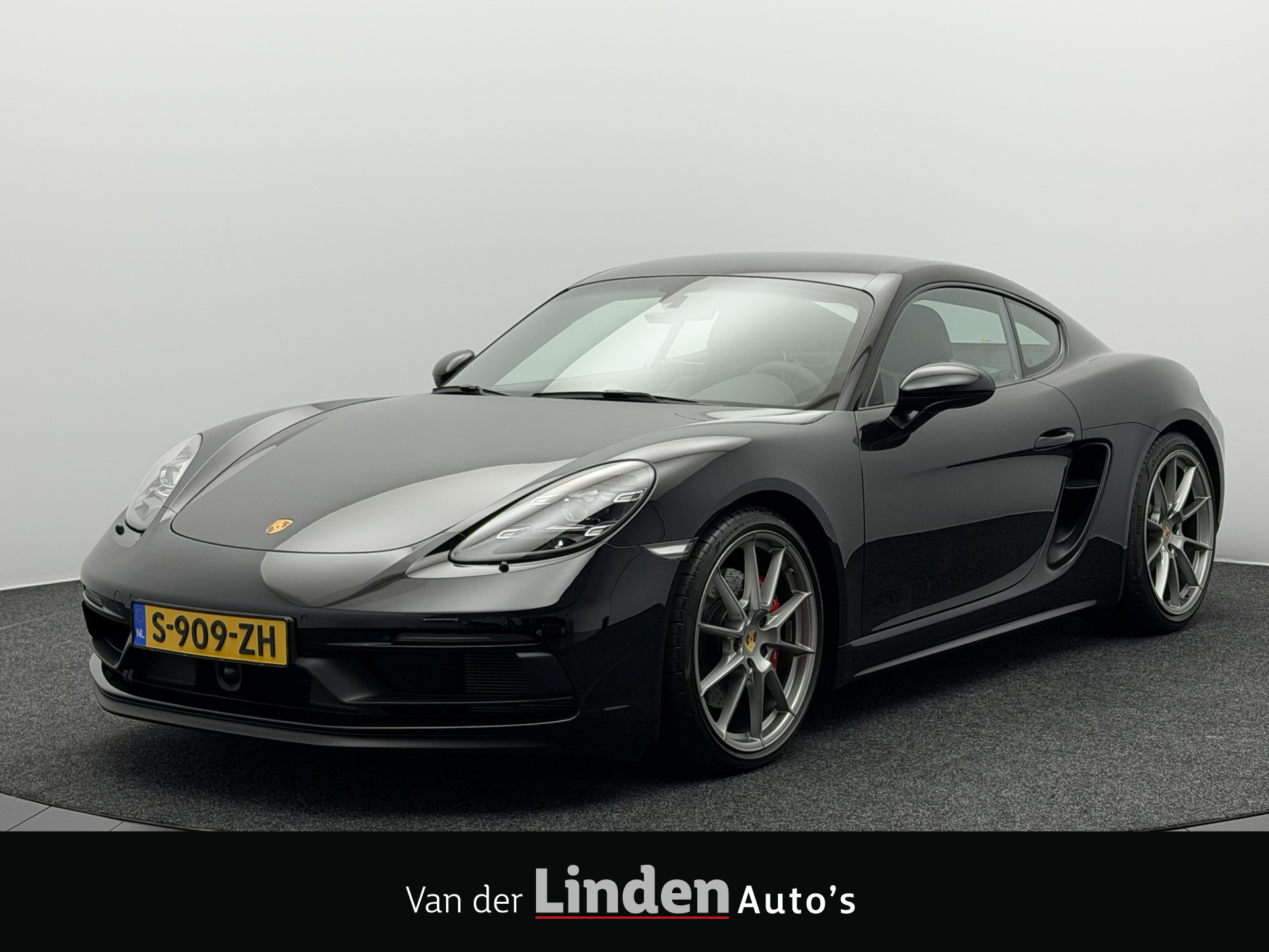 Porsche 718 Cayman GTS 4.0 Kuipstoelen | Burmeister | GTS interieur | PDK | Carbon | NL Porsche 2023 - voorkant