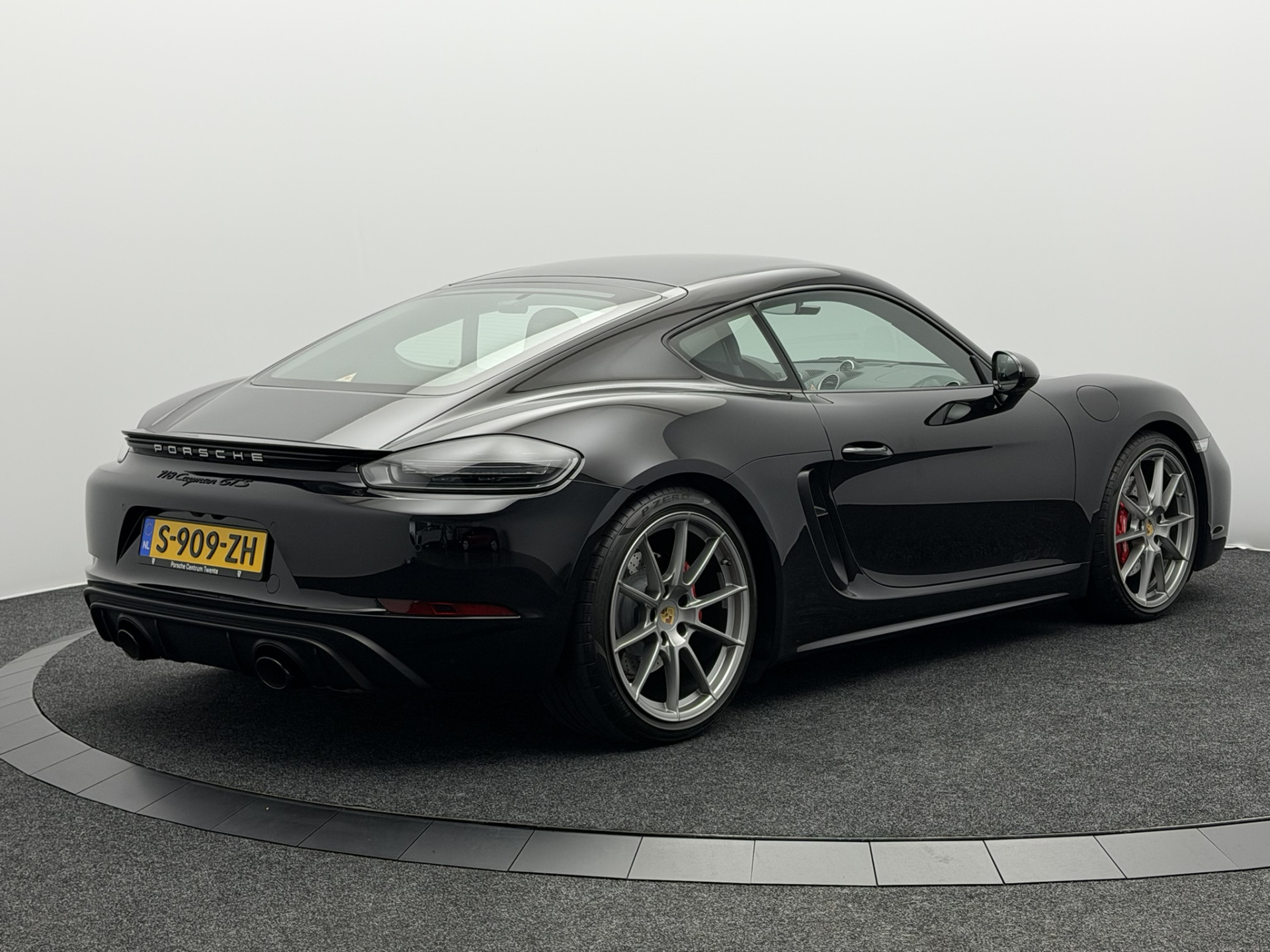 Foto van Porsche 718 Cayman GTS