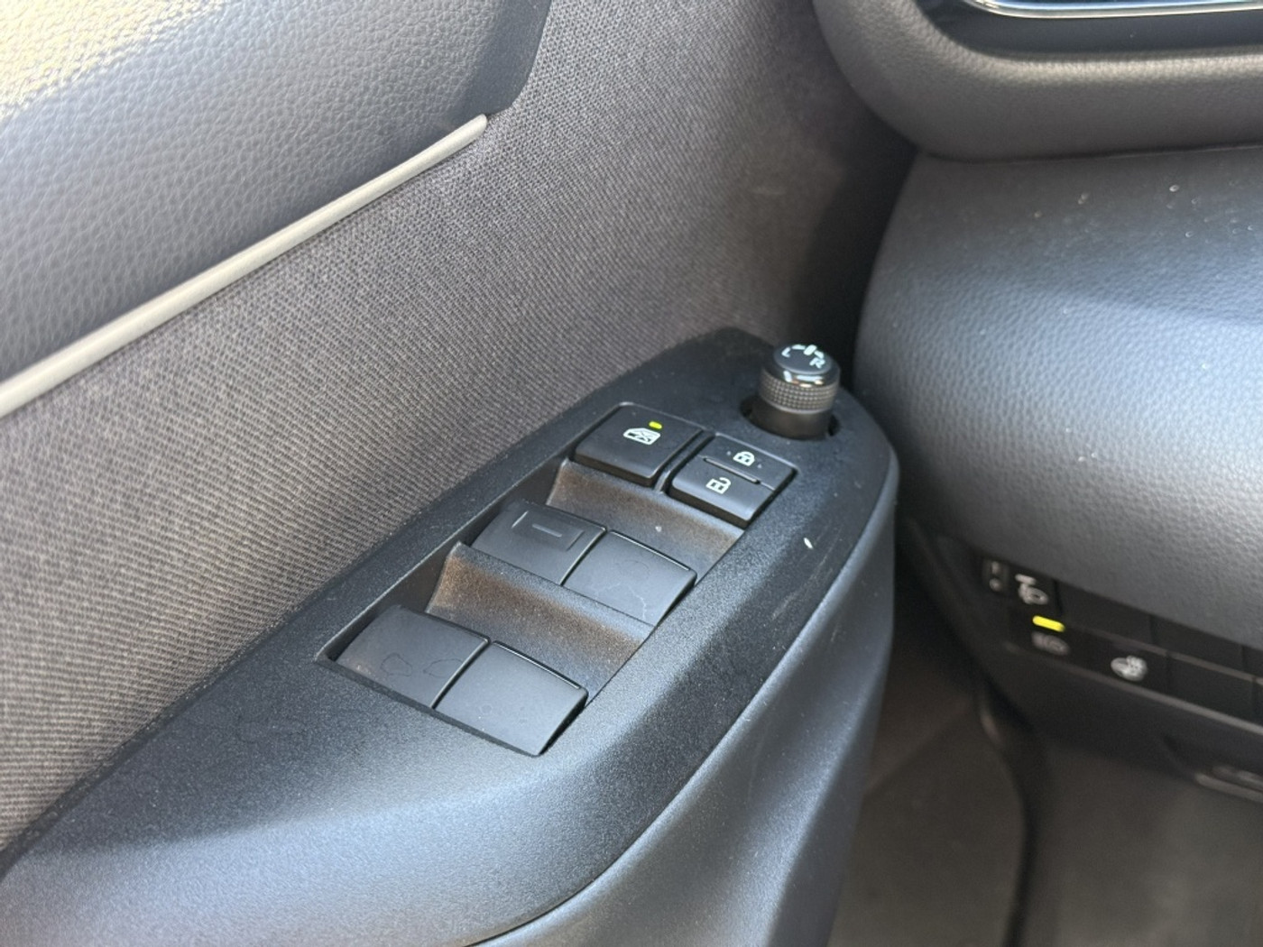 Foto van Mazda Mazda2 Hybrid