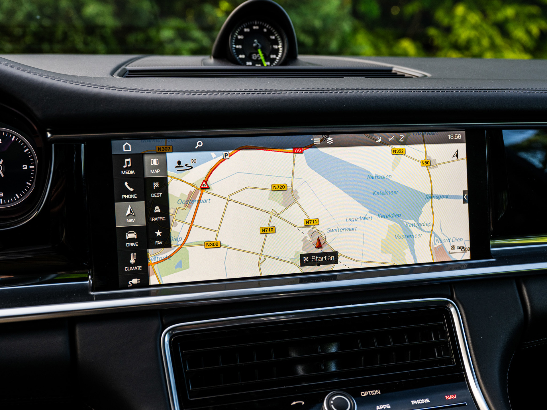 Foto van Porsche Panamera 4 E-hybrid