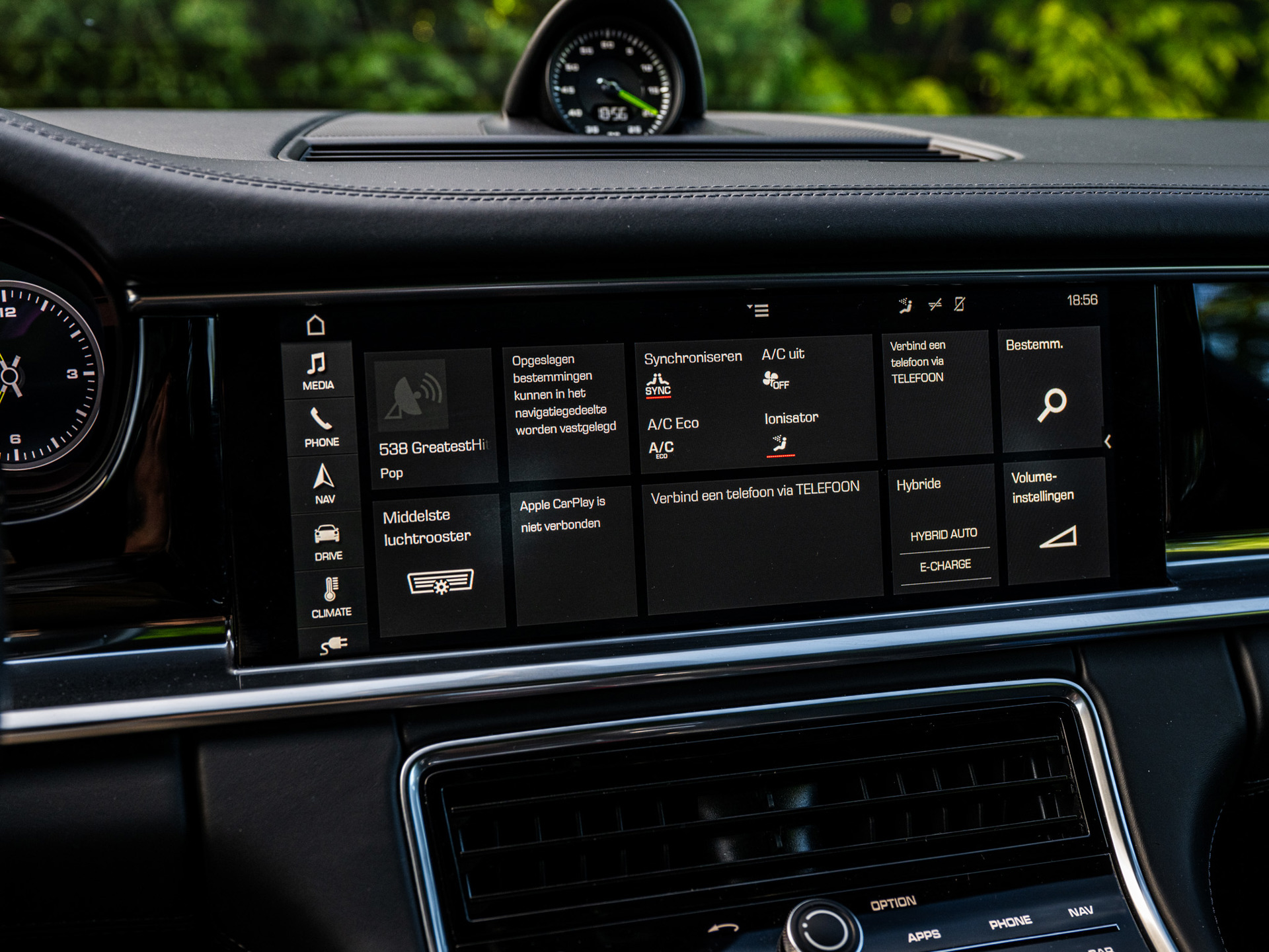 Foto van Porsche Panamera 4 E-hybrid