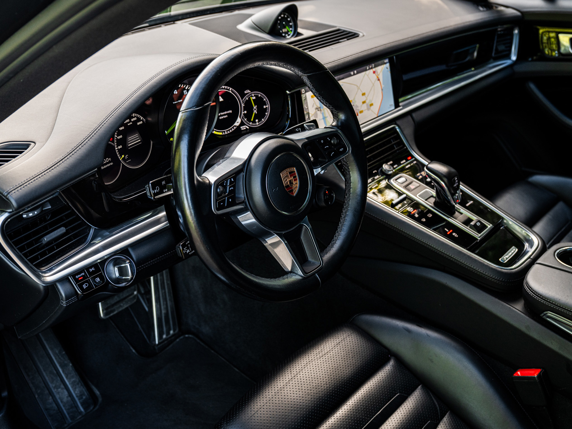 Foto van Porsche Panamera 4 E-hybrid