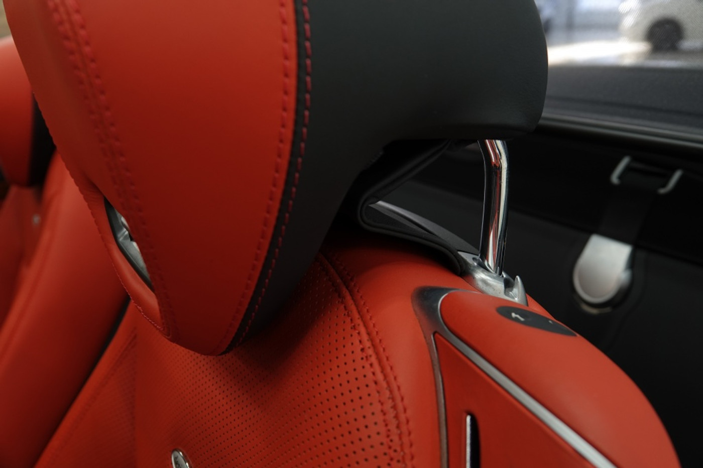 Foto van Mercedes-Benz SL 500