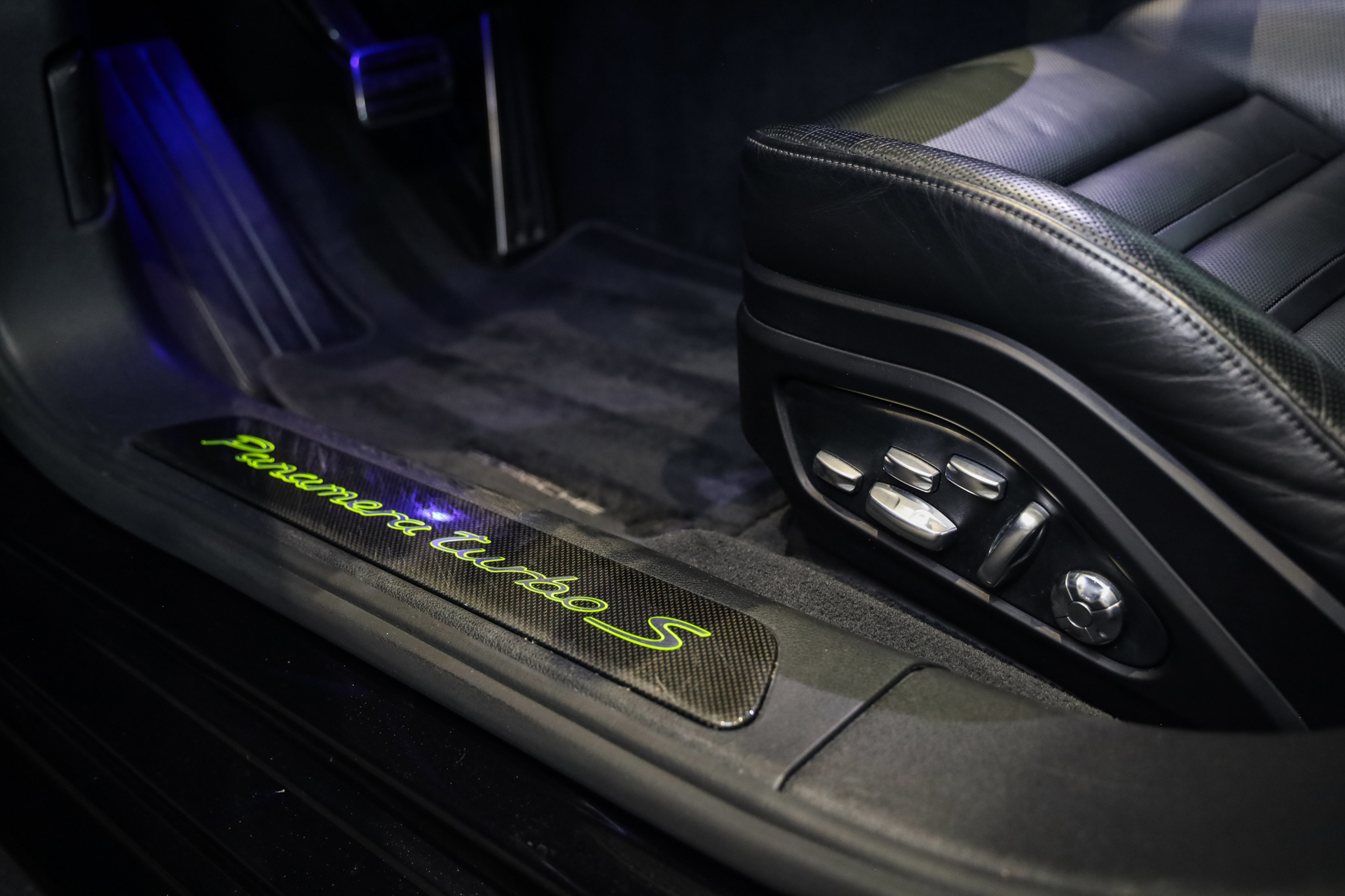 Foto van Porsche Panamera Turbo S E-hybrid