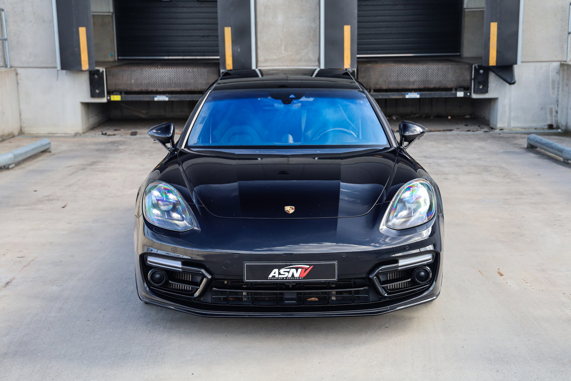 Foto van Porsche Panamera Turbo S E-hybrid