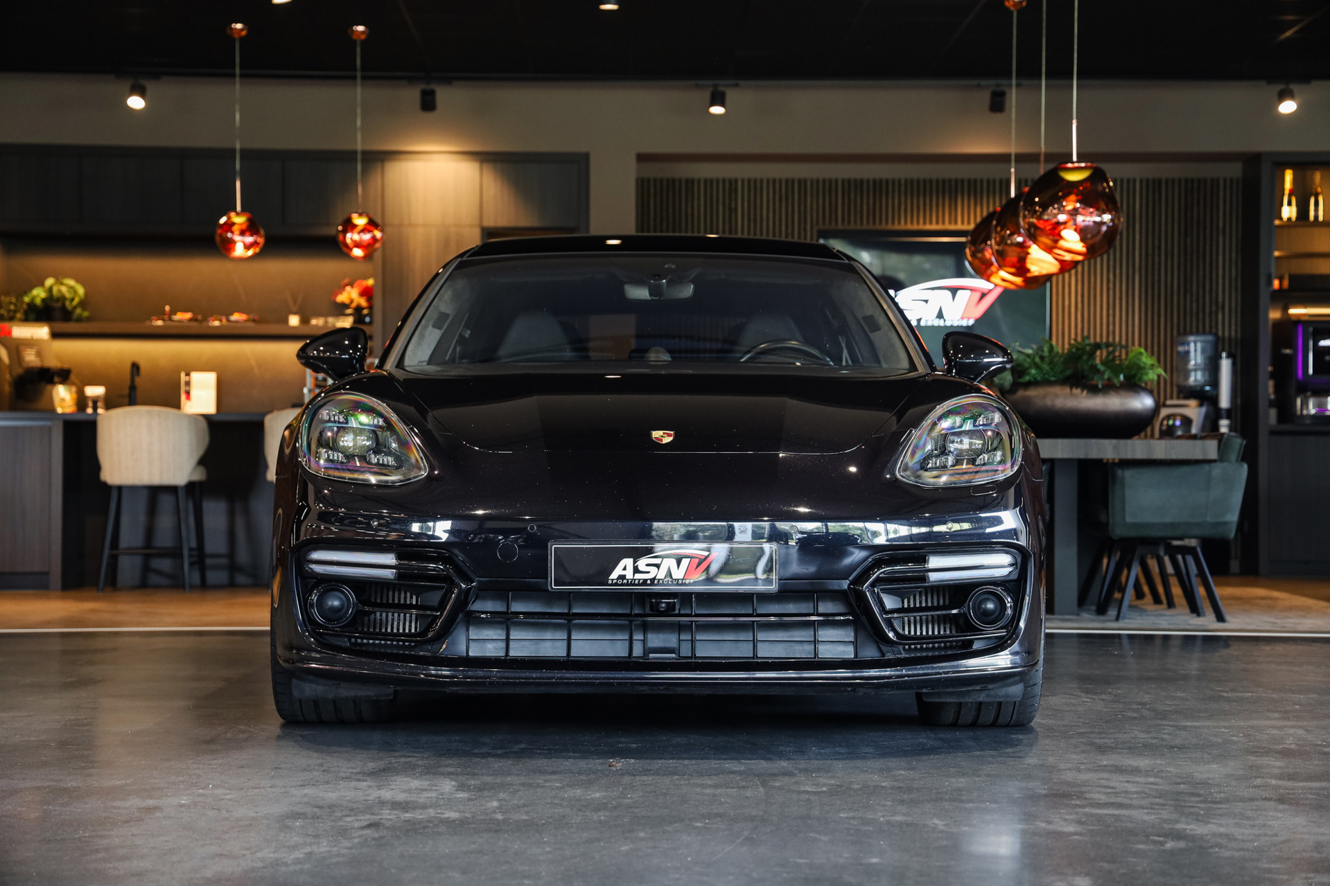 Foto van Porsche Panamera Turbo S E-hybrid