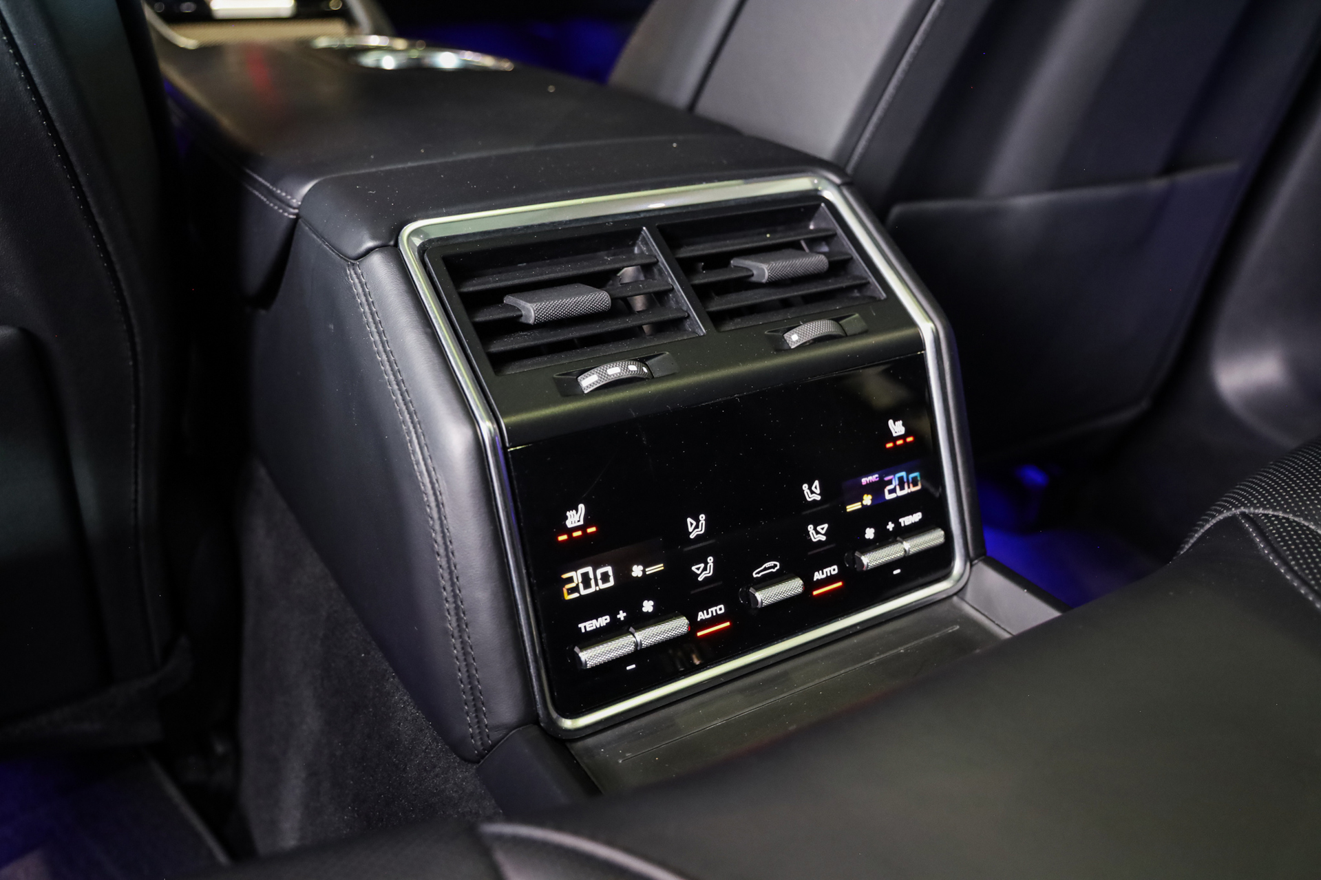 Foto van Porsche Panamera Turbo S E-hybrid