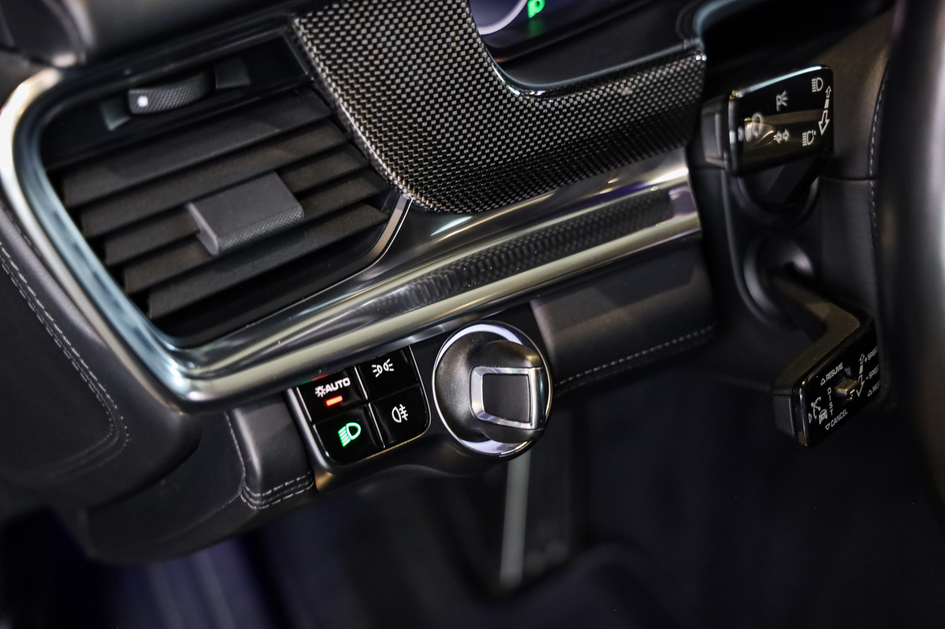 Foto van Porsche Panamera Turbo S E-hybrid
