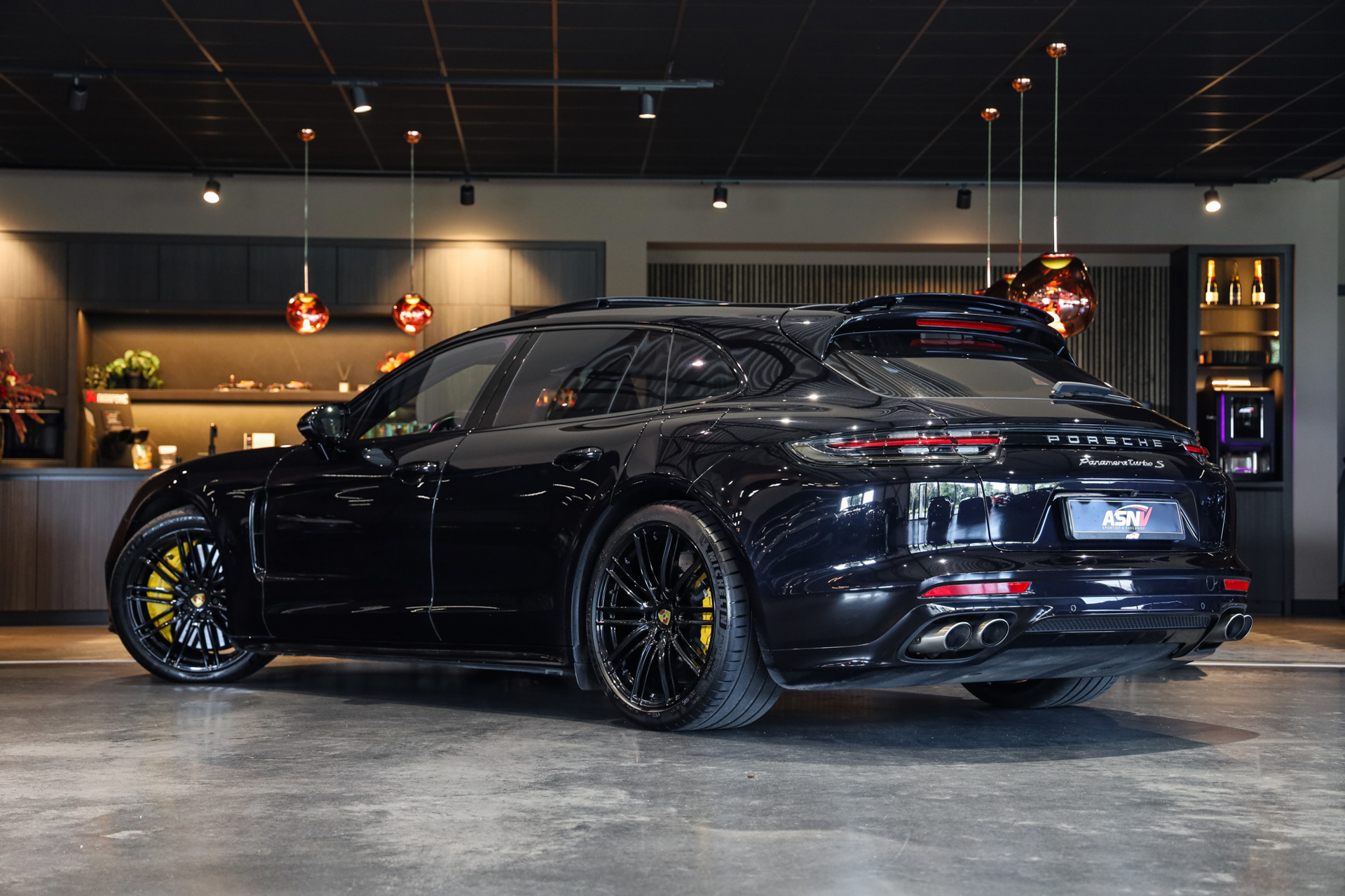 Foto van Porsche Panamera Turbo S E-hybrid