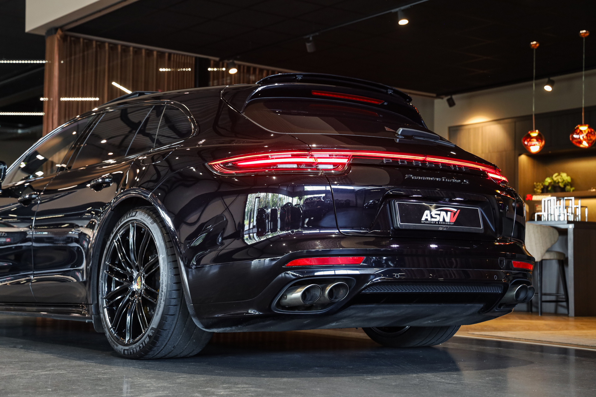 Foto van Porsche Panamera Turbo S E-hybrid