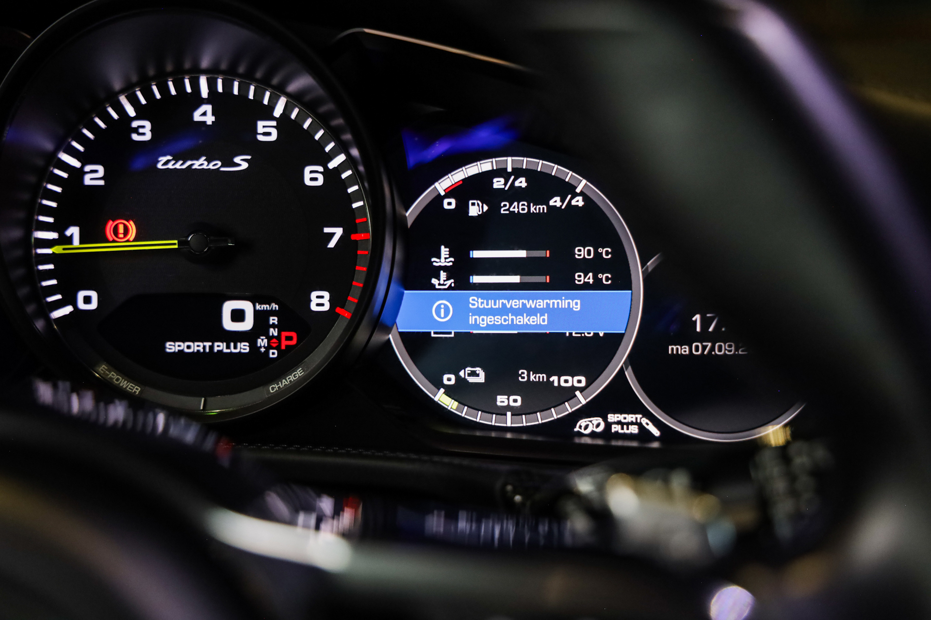 Foto van Porsche Panamera Turbo S E-hybrid