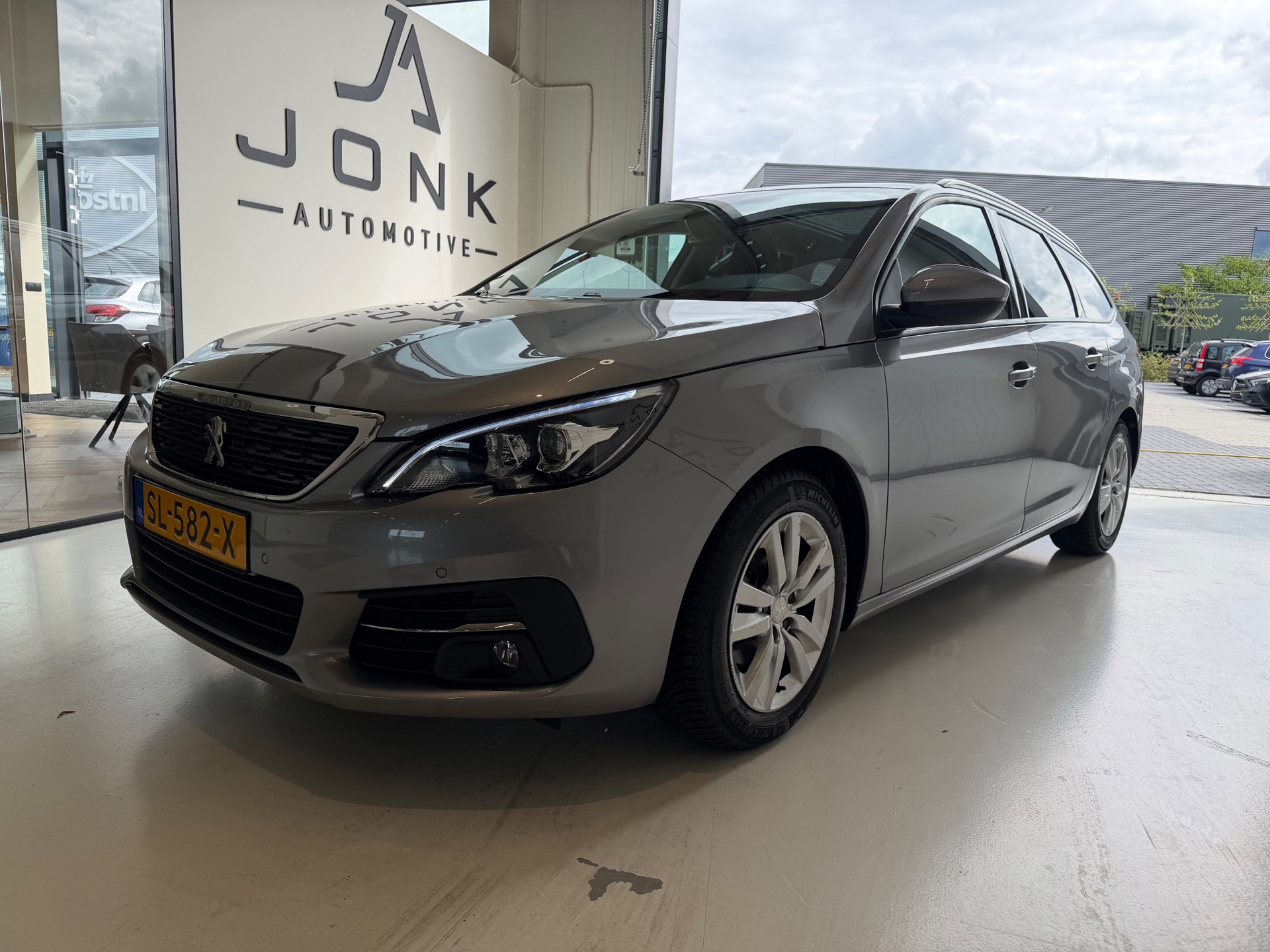 Foto van Peugeot 308 SW
