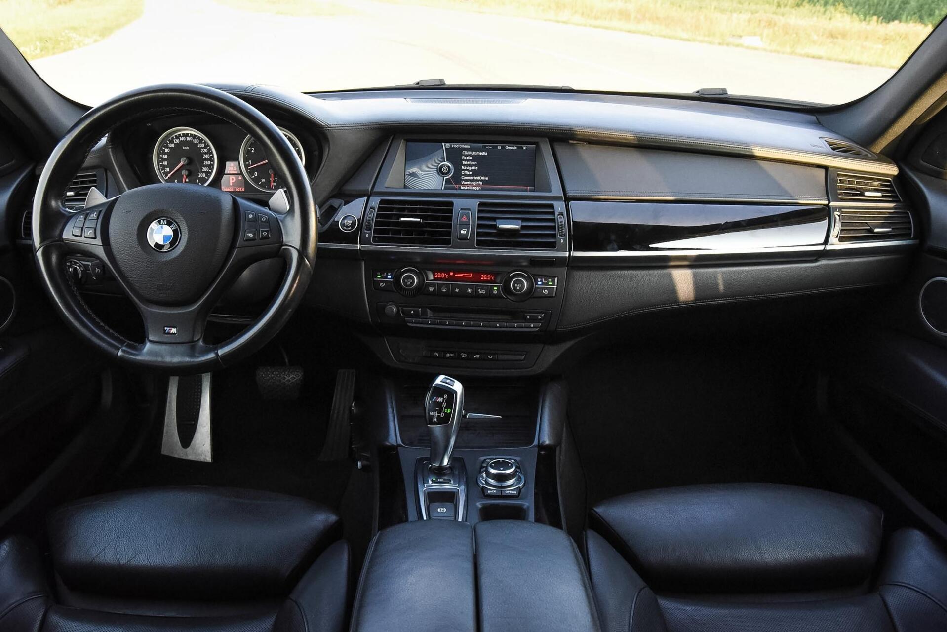 Foto van BMW X6 M