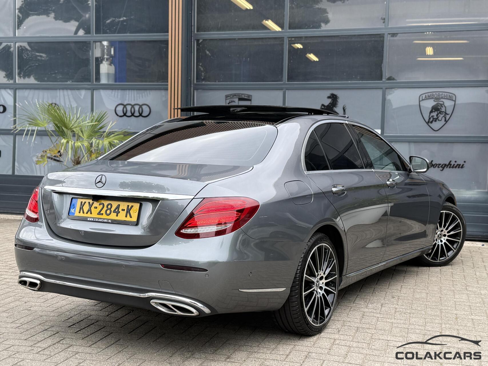 Foto van Mercedes-Benz E 220 D