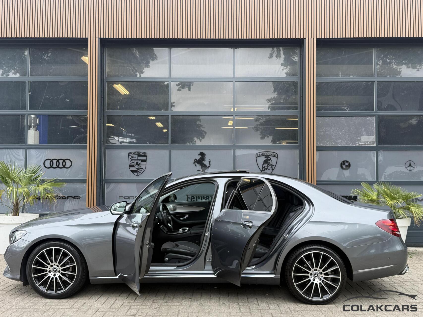 Foto van Mercedes-Benz E 220 D