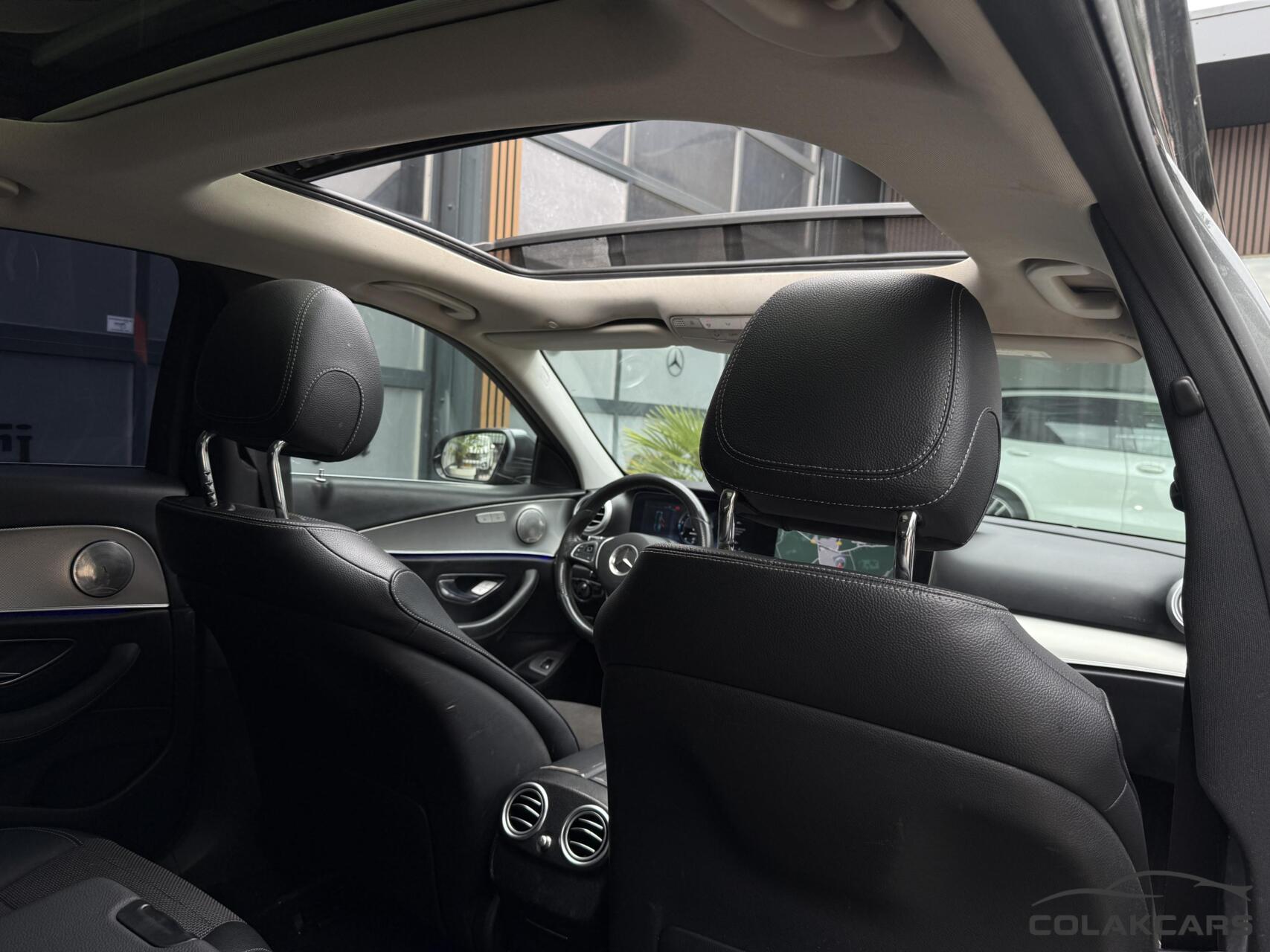 Foto van Mercedes-Benz E 220 D