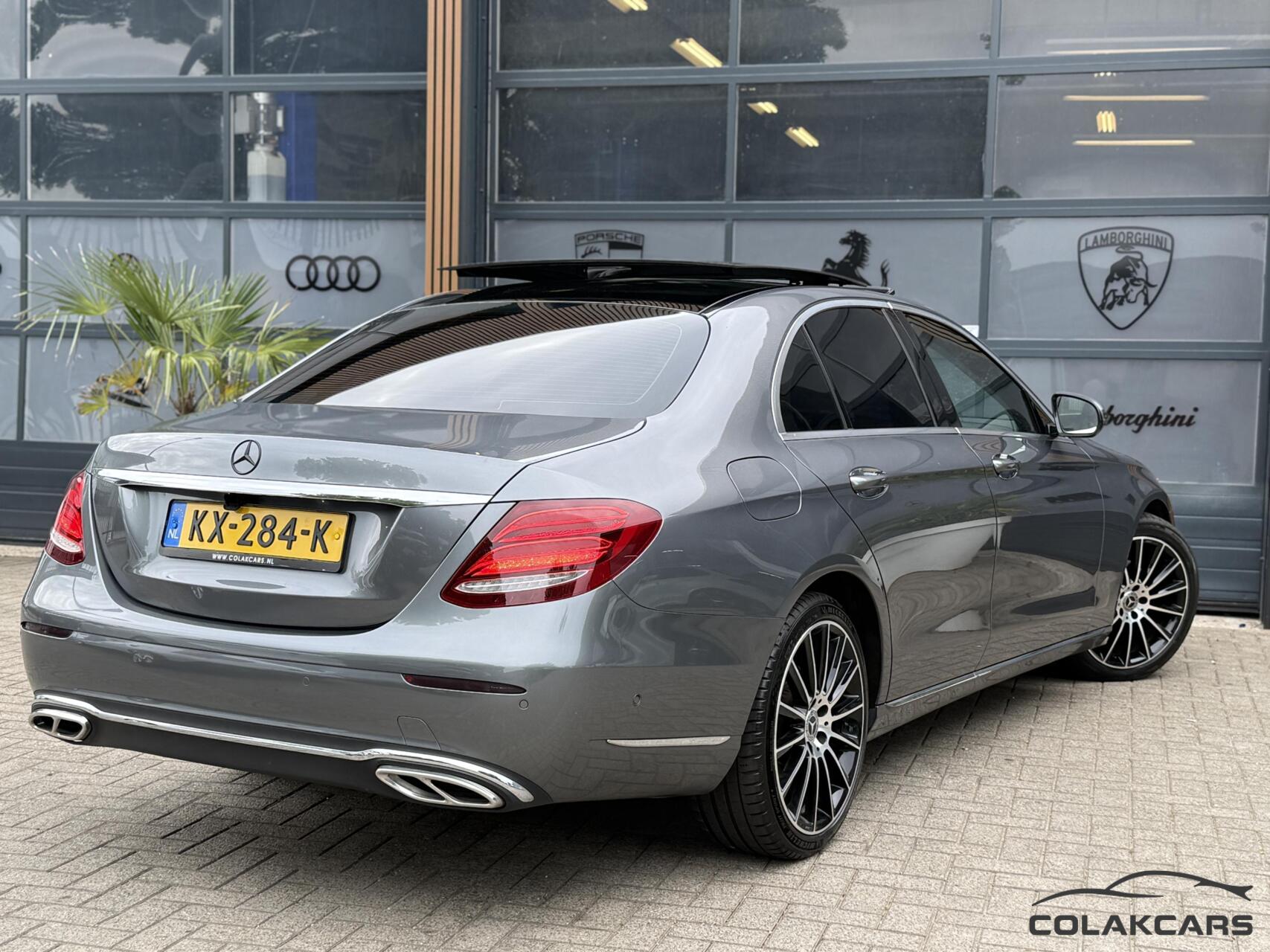 Foto van Mercedes-Benz E 220 D