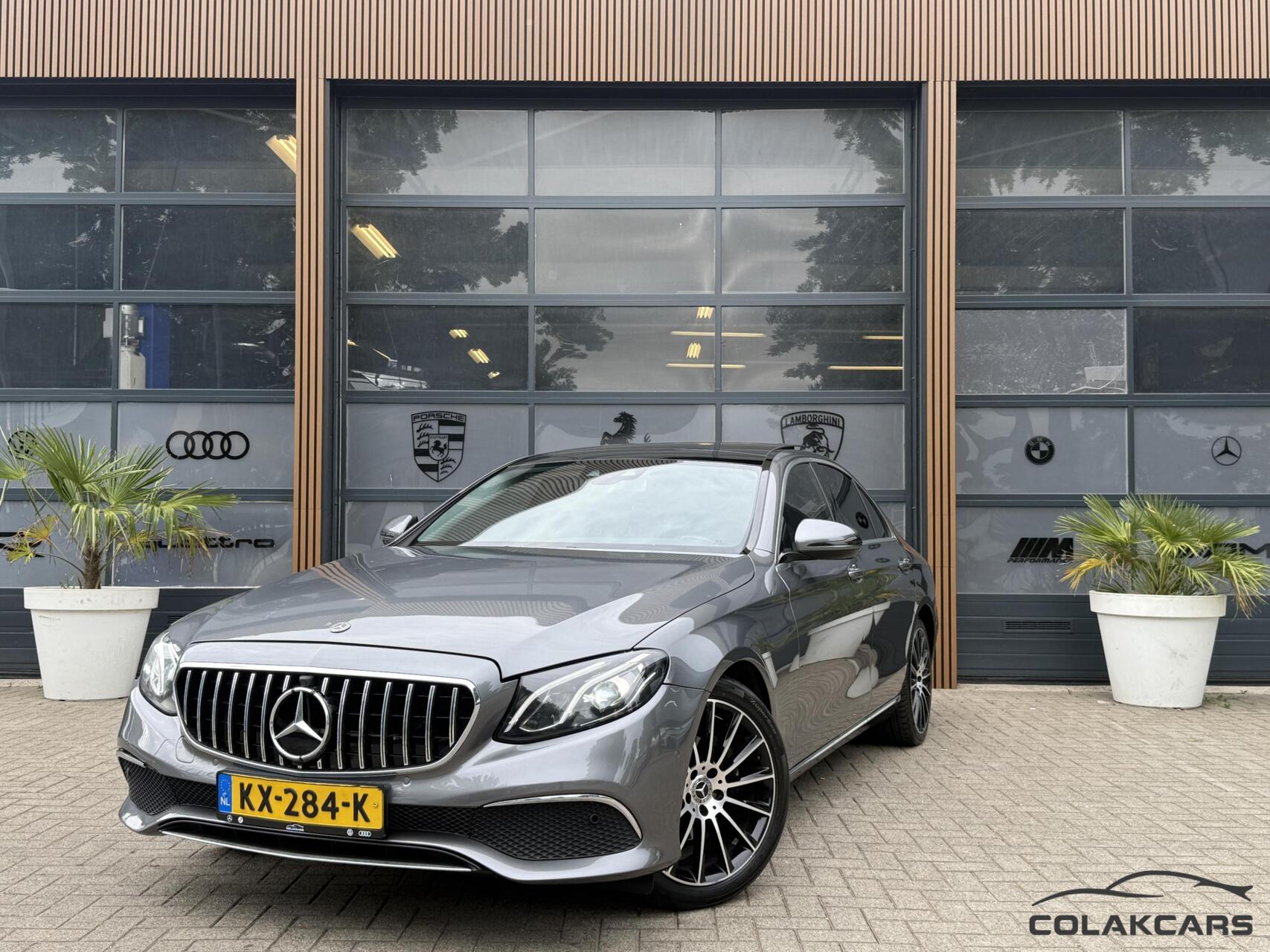 Foto van Mercedes-Benz E 220 D
