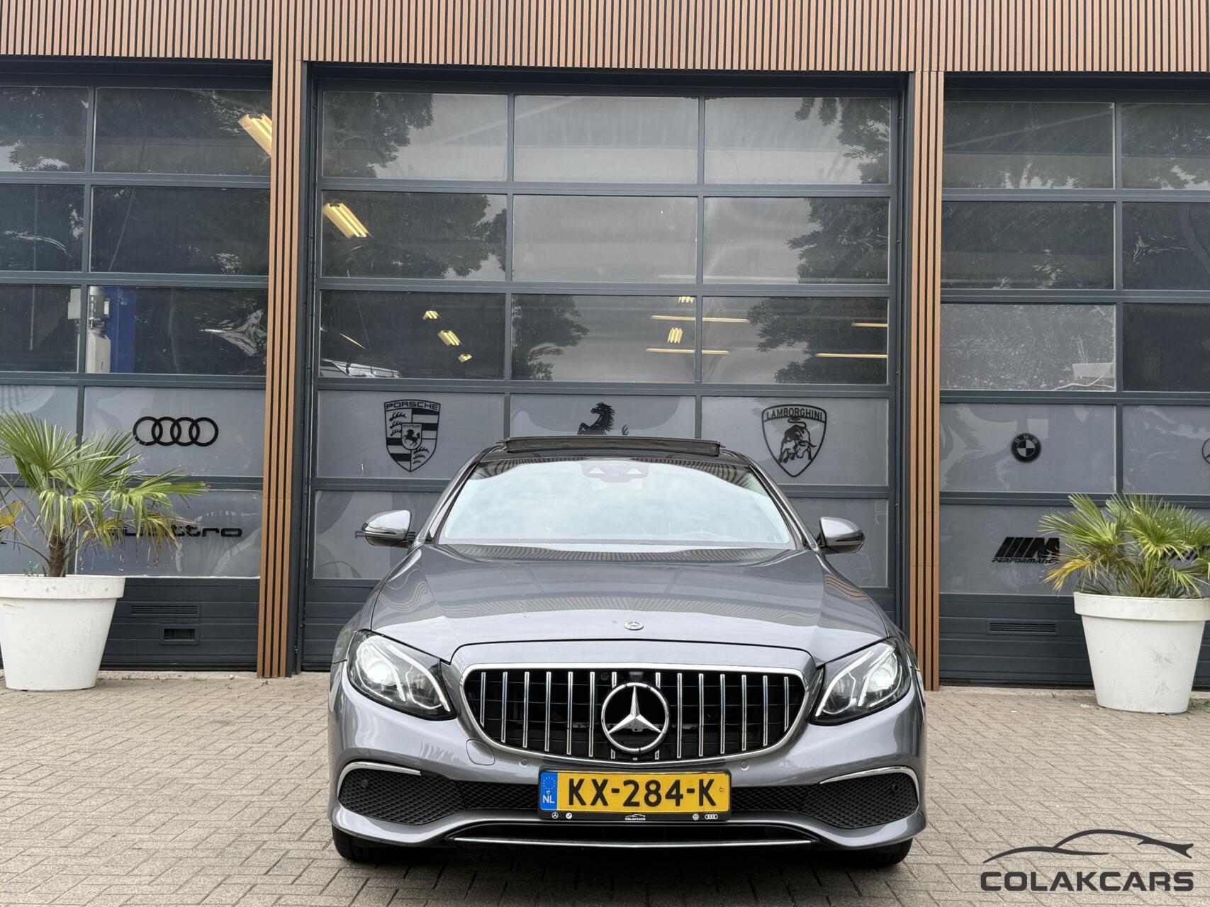 Foto van Mercedes-Benz E 220 D