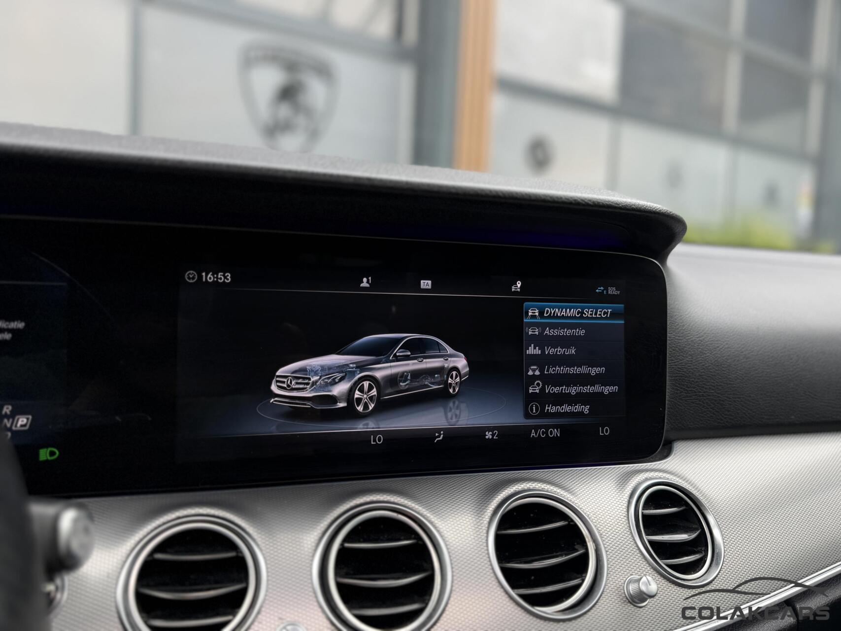 Foto van Mercedes-Benz E 220 D