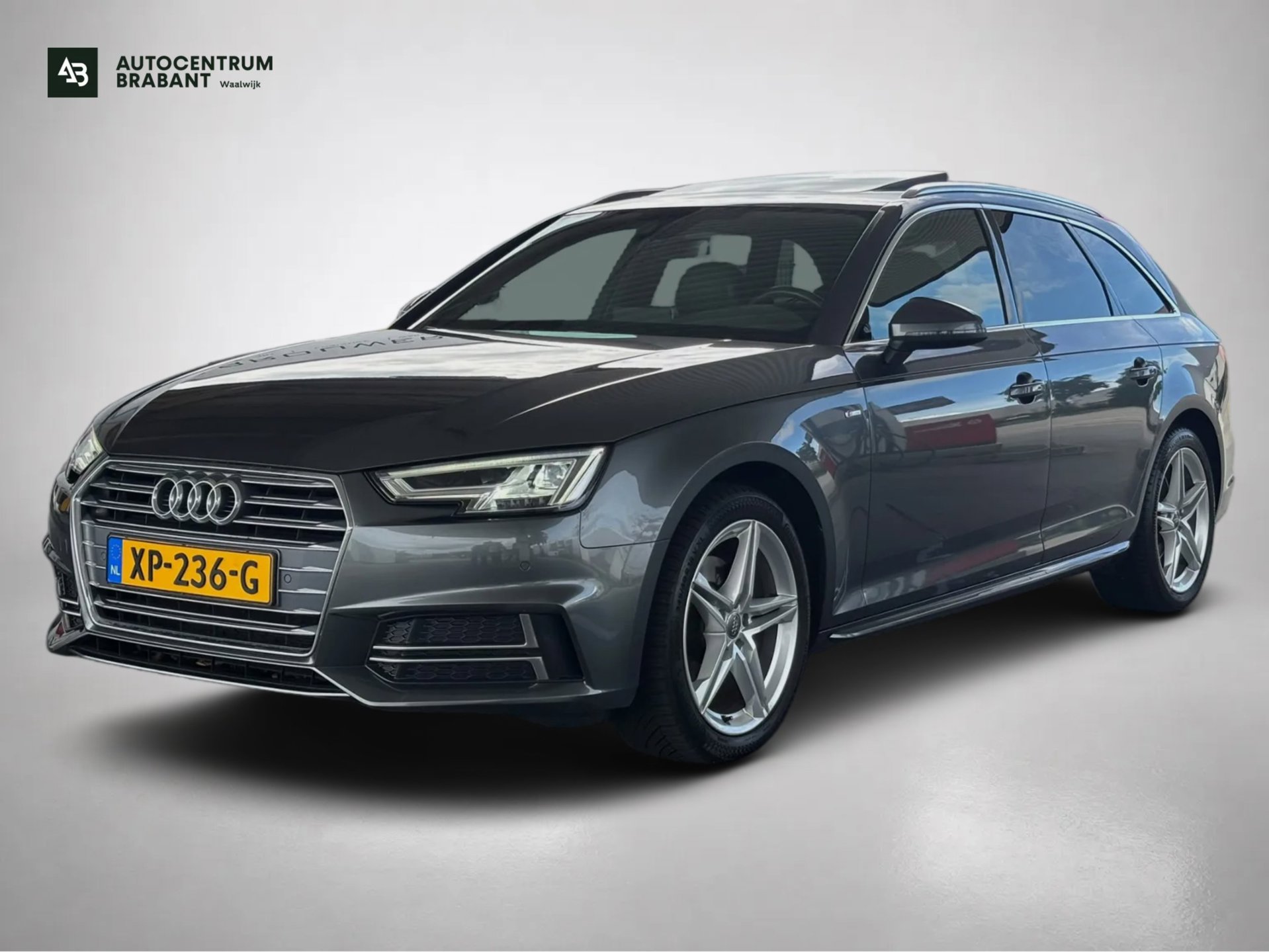 Audi A4 Avant 1.4 TFSI Sport S line black edition(Goed OnH, Pano, Carplay, Trekhaak, SfeerV, StoelV, Digitale Dash, Camera, Etc) 2018 - voorkant