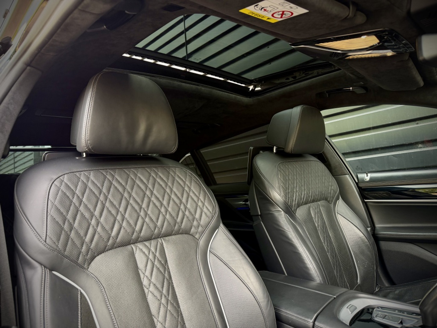 Foto van BMW 750li xDrive