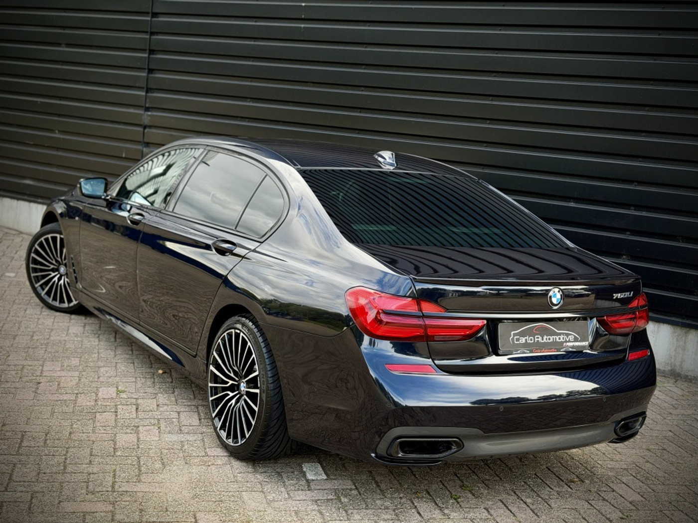 Foto van BMW 750li xDrive